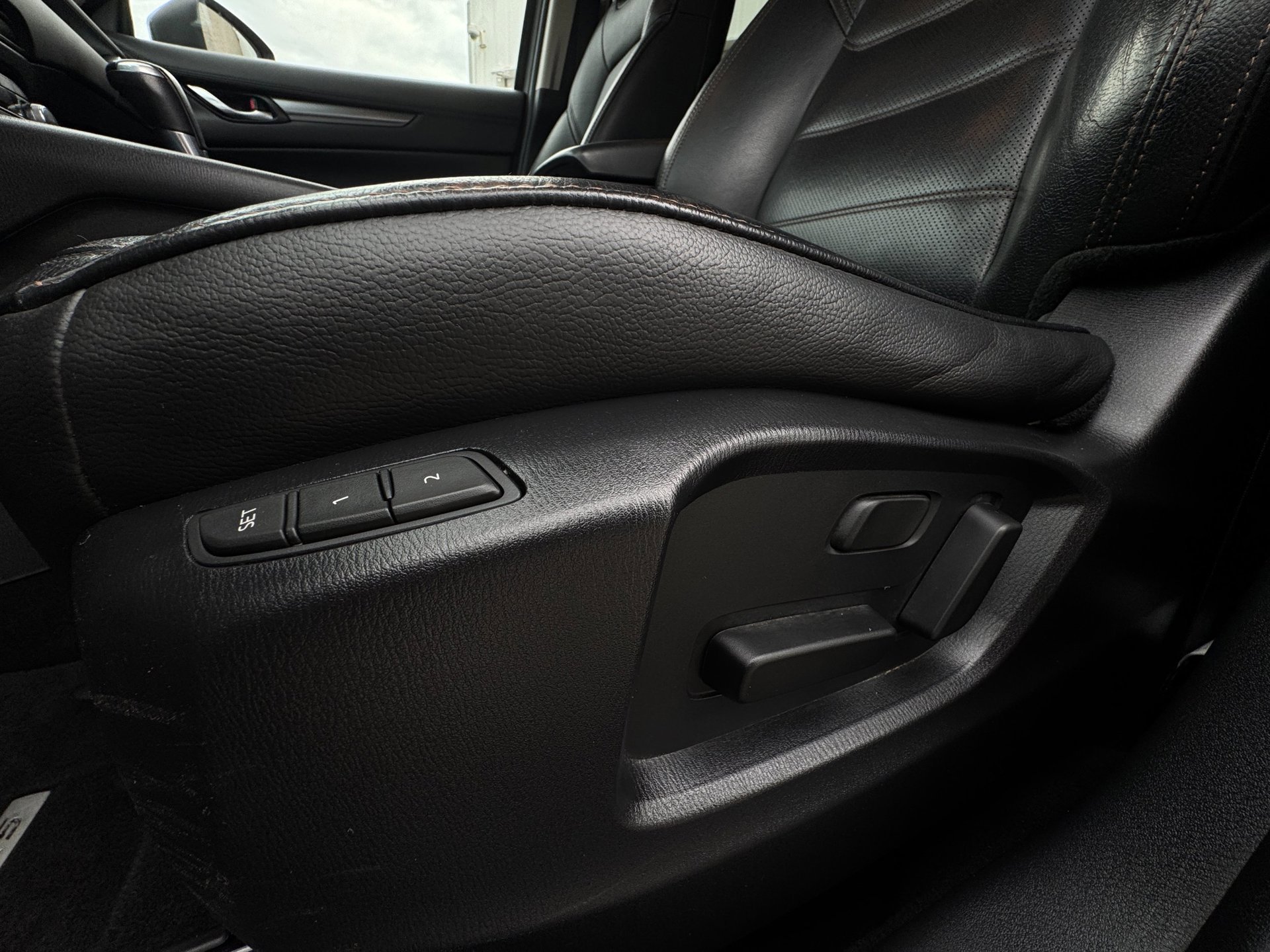 Mazda CX-5 2.0 SkyActiv-G 165 Business Comfort (2019), foto 14