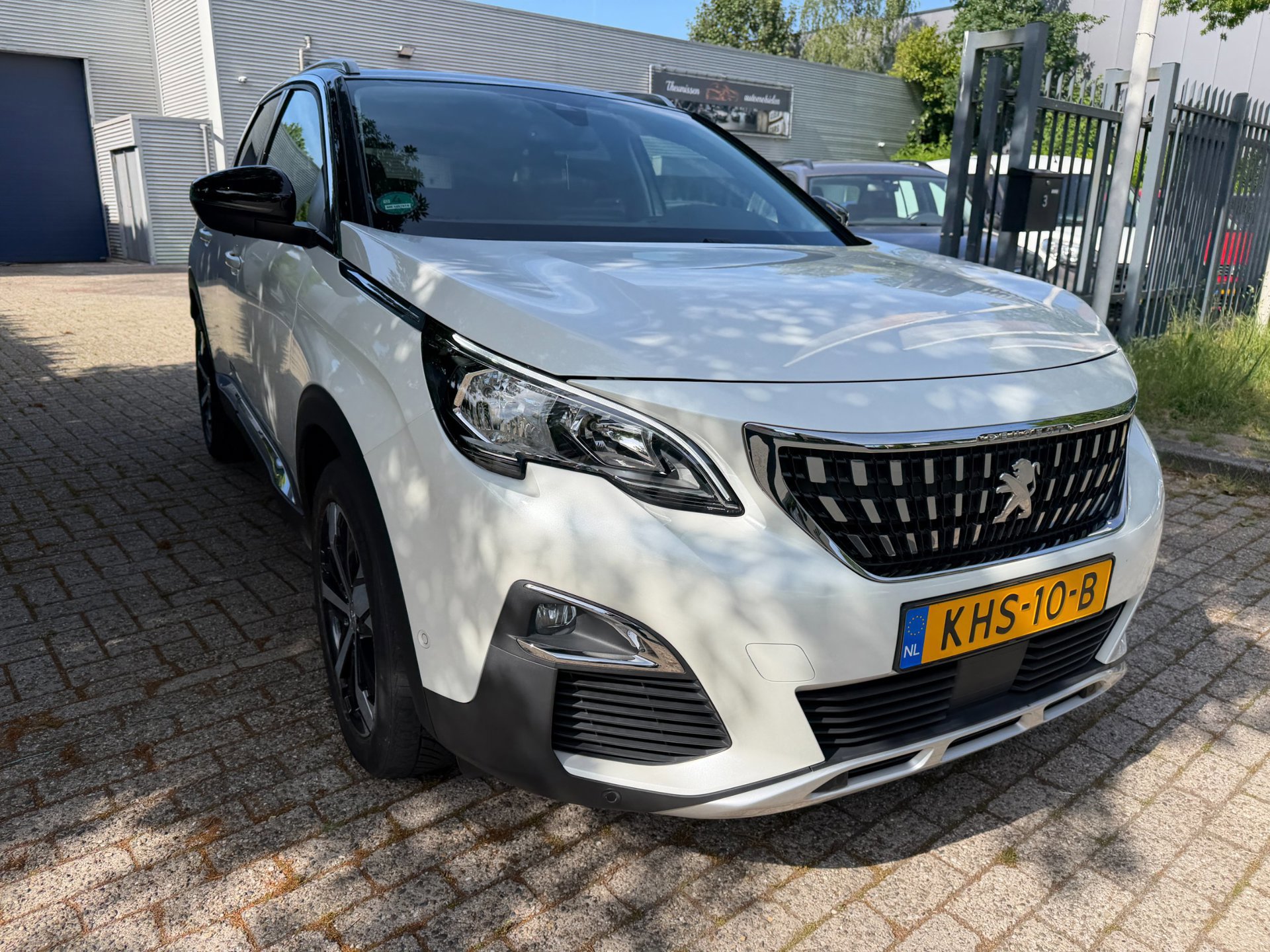 Peugeot 3008 1.2 PureTech Allure Parelmour wit (2018), foto 2