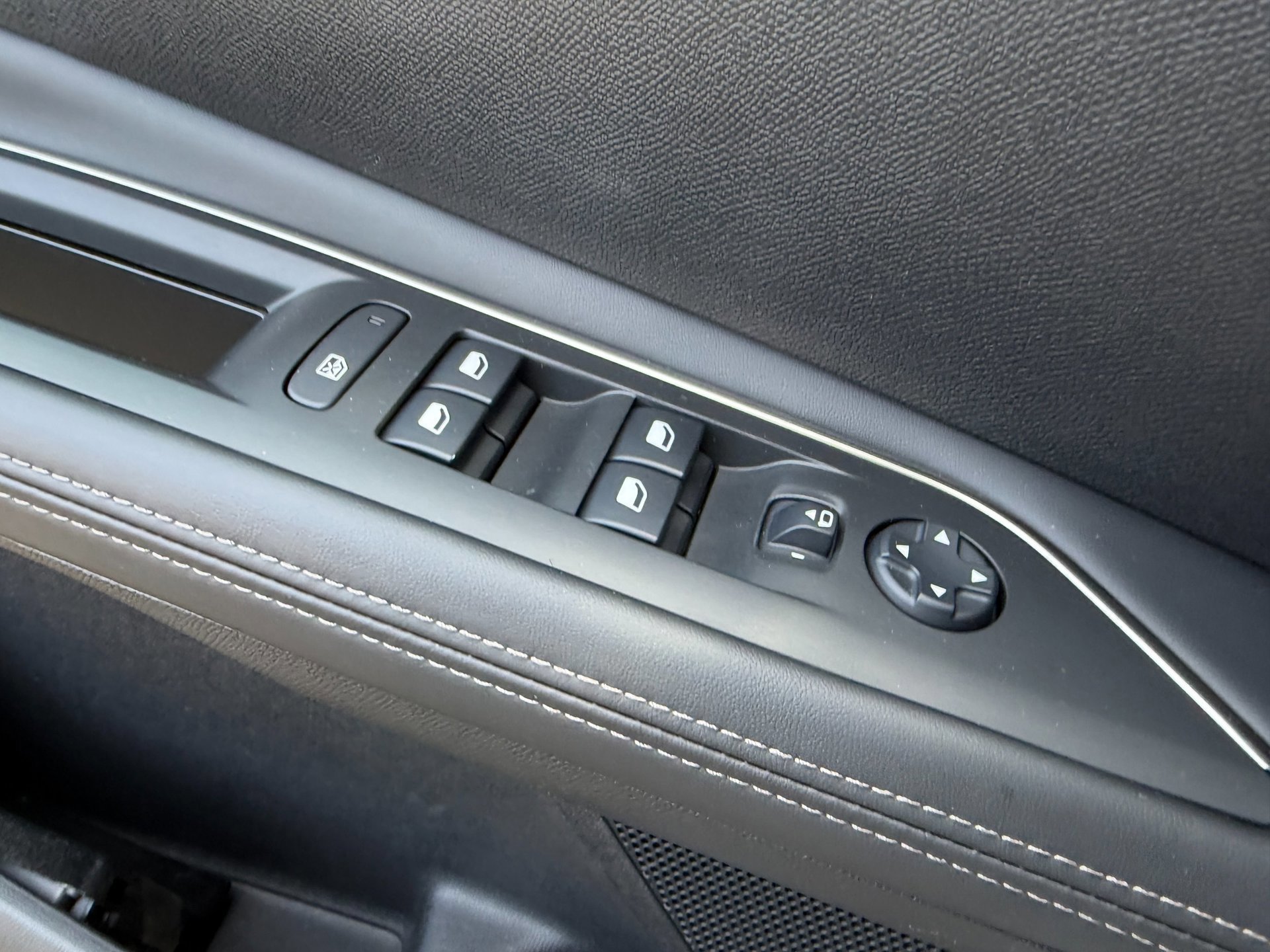 Peugeot 3008 1.2 PureTech Allure Parelmour wit (2018), foto 108