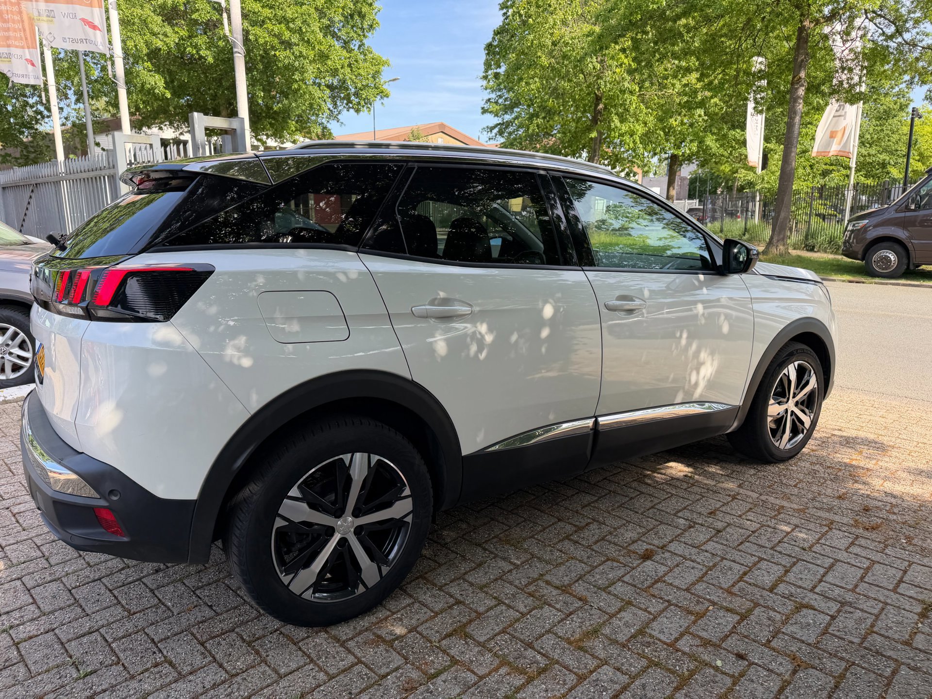 Peugeot 3008 1.2 PureTech Allure Parelmour wit (2018), foto 18