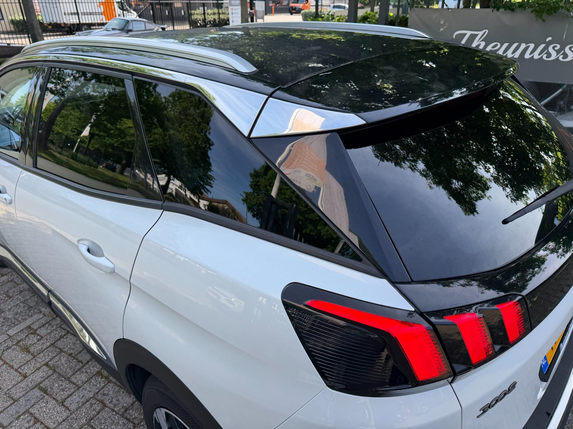 Peugeot 3008 1.2 PureTech Allure Parelmour wit (2018), foto 181