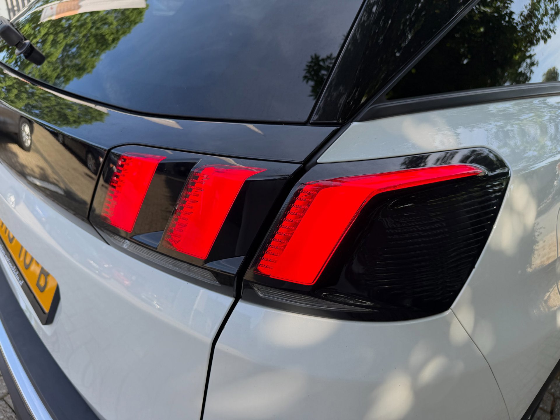 Peugeot 3008 1.2 PureTech Allure Parelmour wit (2018), foto 186