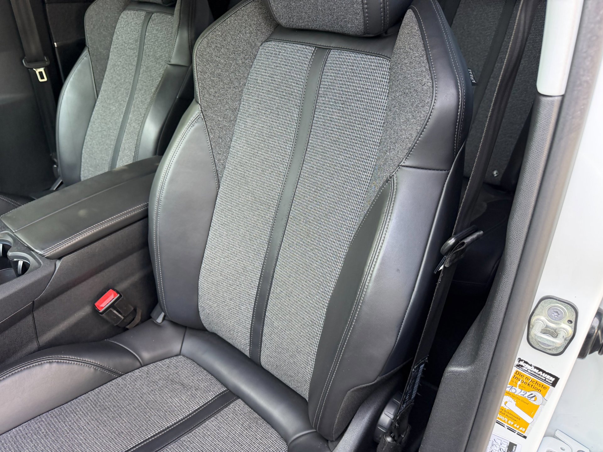 Peugeot 3008 1.2 PureTech Allure Parelmour wit (2018), foto 201
