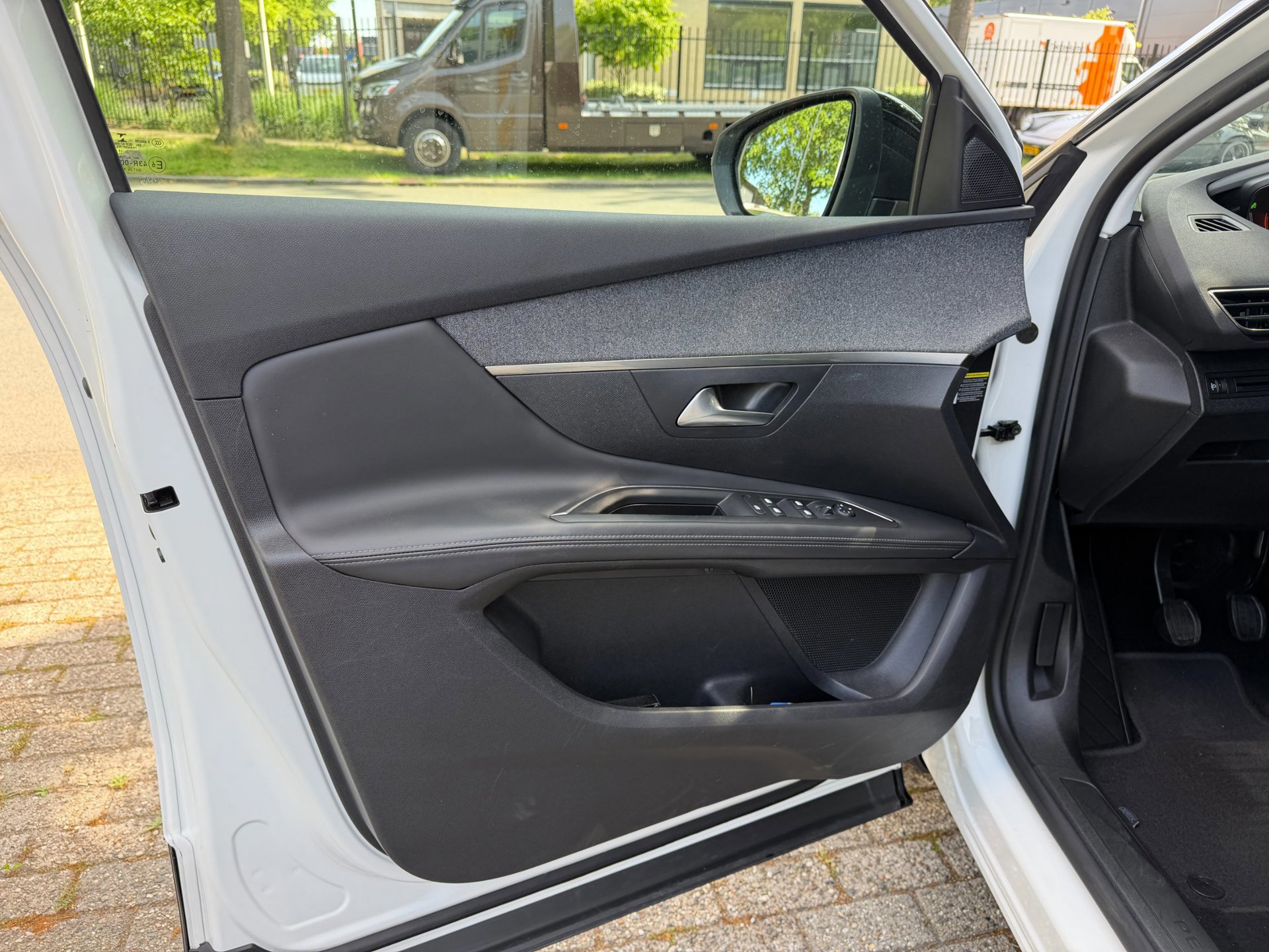 Peugeot 3008 1.2 PureTech Allure Parelmour wit (2018), foto 35