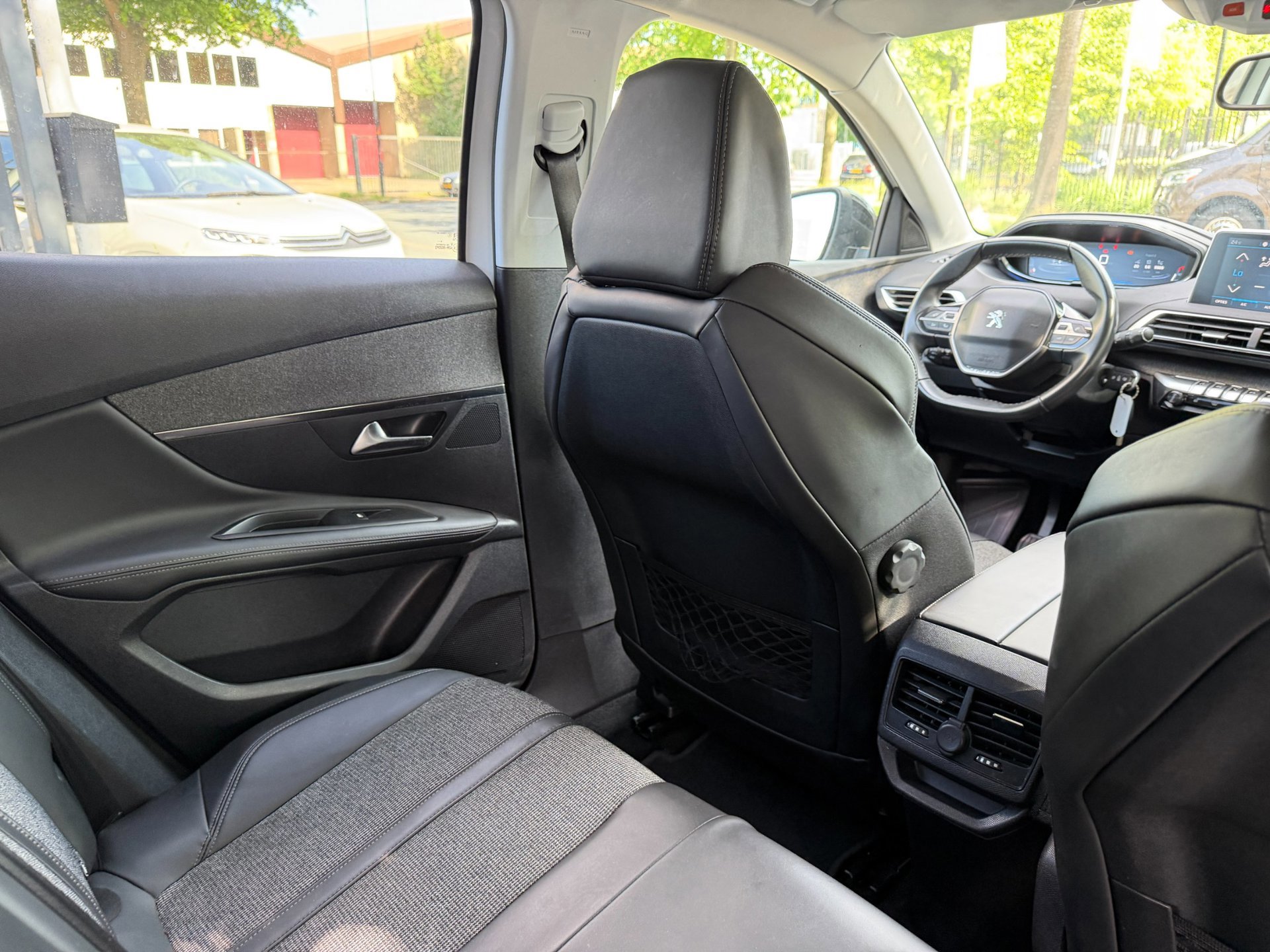 Peugeot 3008 1.2 PureTech Allure Parelmour wit (2018), foto 62