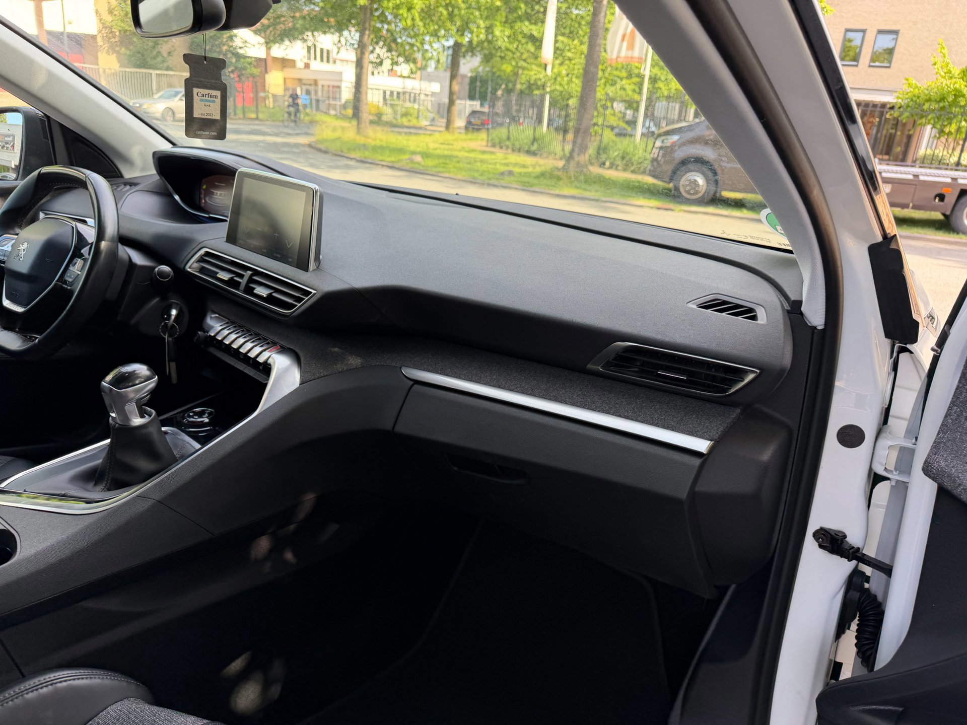Peugeot 3008 1.2 PureTech Allure Parelmour wit (2018), foto 72