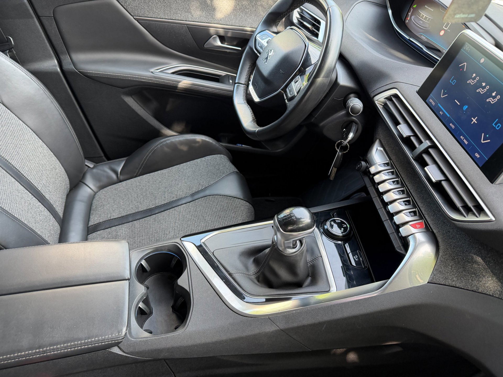 Peugeot 3008 1.2 PureTech Allure Parelmour wit (2018), foto 76