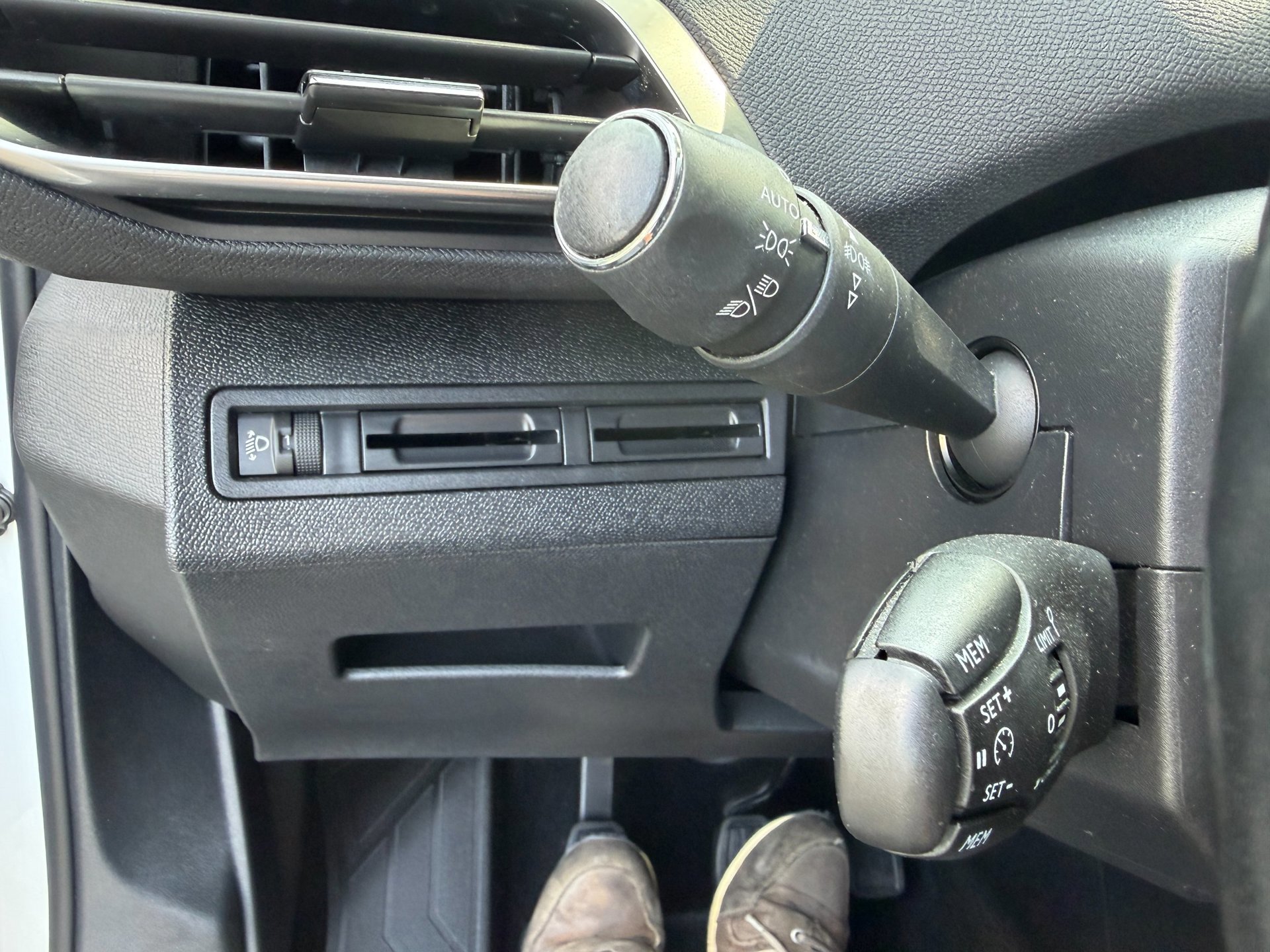 Peugeot 3008 1.2 PureTech Allure Parelmour wit (2018), foto 95