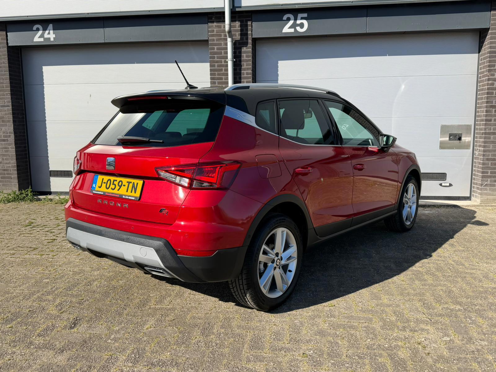 Seat Arona 1.0 TSI Xcellence Business Intense (2019), foto 4