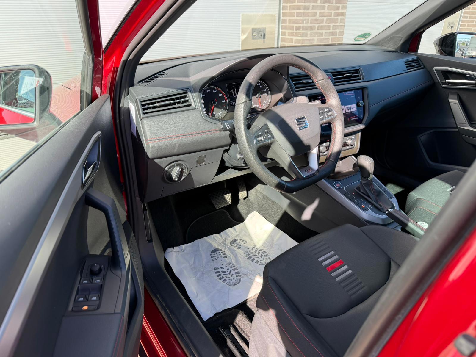 Seat Arona 1.0 TSI Xcellence Business Intense (2019), foto 10