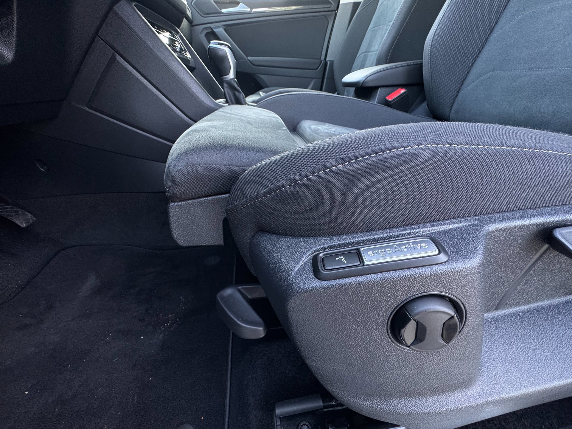 Volkswagen Tiguan 1.4 TSI eHybrid Elegance SOH 91 (2022), foto 17