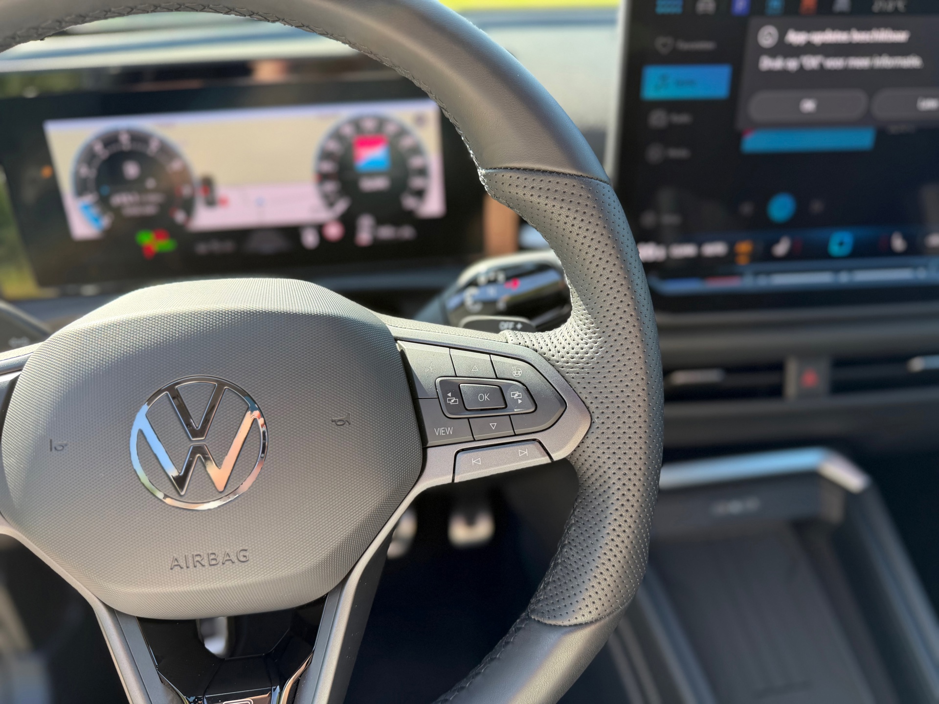 Volkswagen T-Roc 1.5 eTsi R-Line First Edit (2026), foto 14