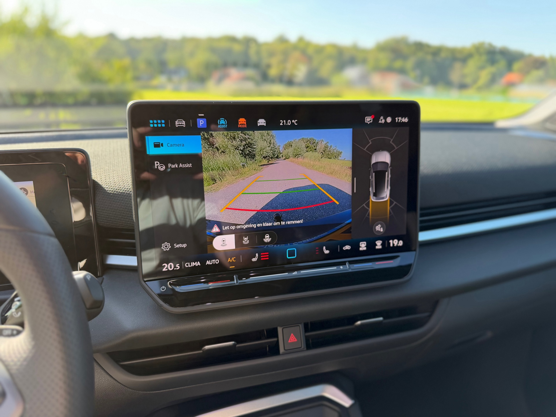 Volkswagen T-Roc 1.5 eTsi R-Line First Edit (2026), foto 19