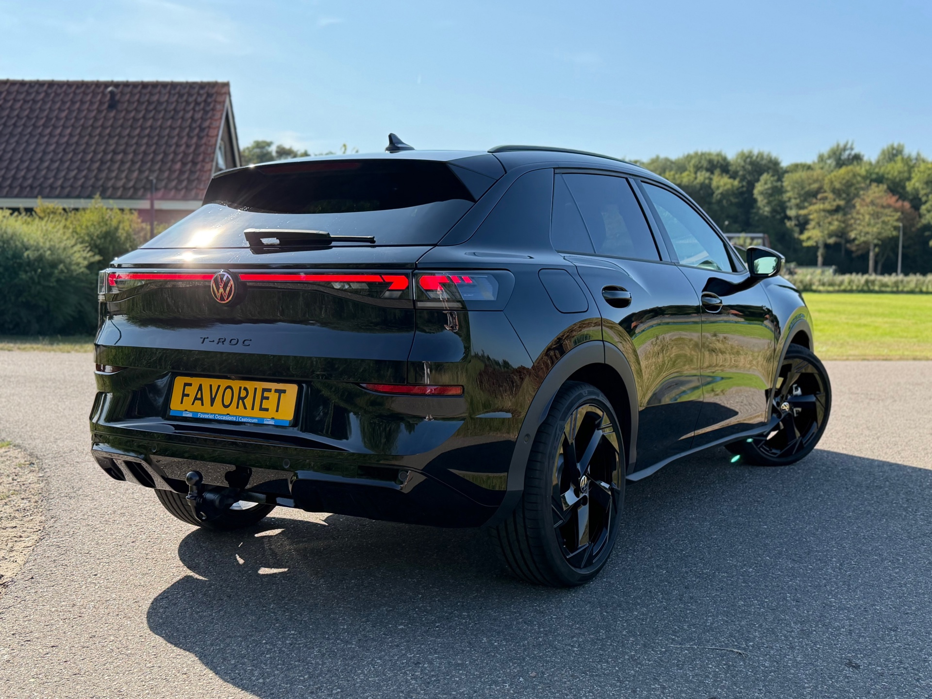 Volkswagen T-Roc 1.5 eTsi R-Line First Edit (2026), foto 3