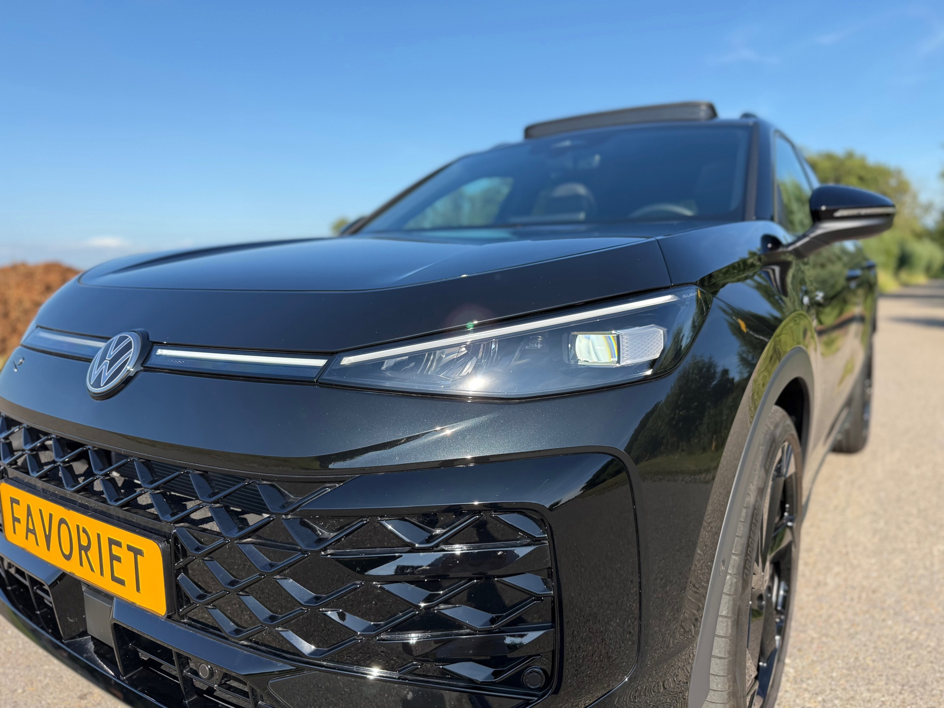 Volkswagen T-Roc 1.5 eTsi R-Line First Edit (2026), foto 31