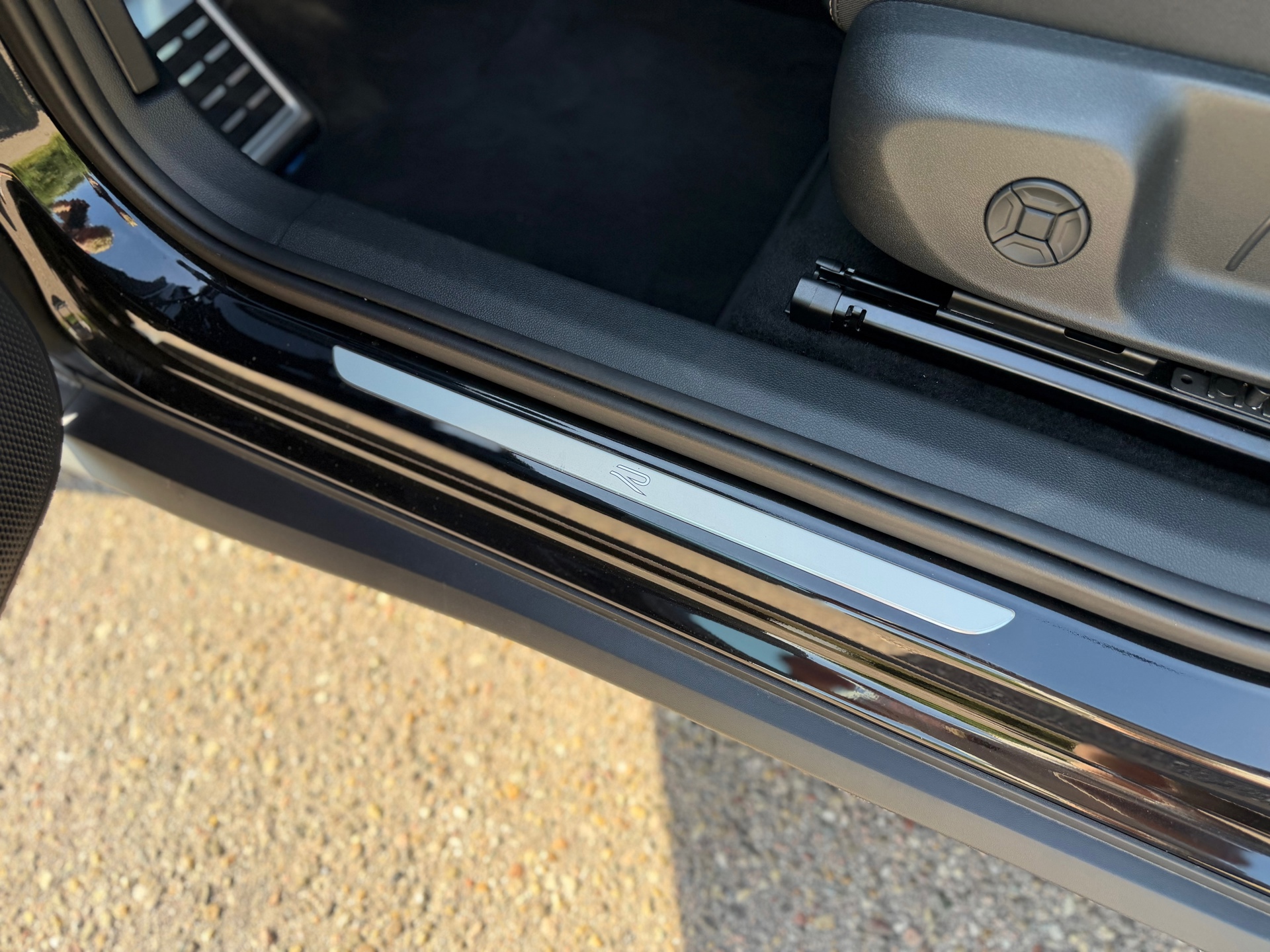 Volkswagen T-Roc 1.5 eTsi R-Line First Edit (2026), foto 34