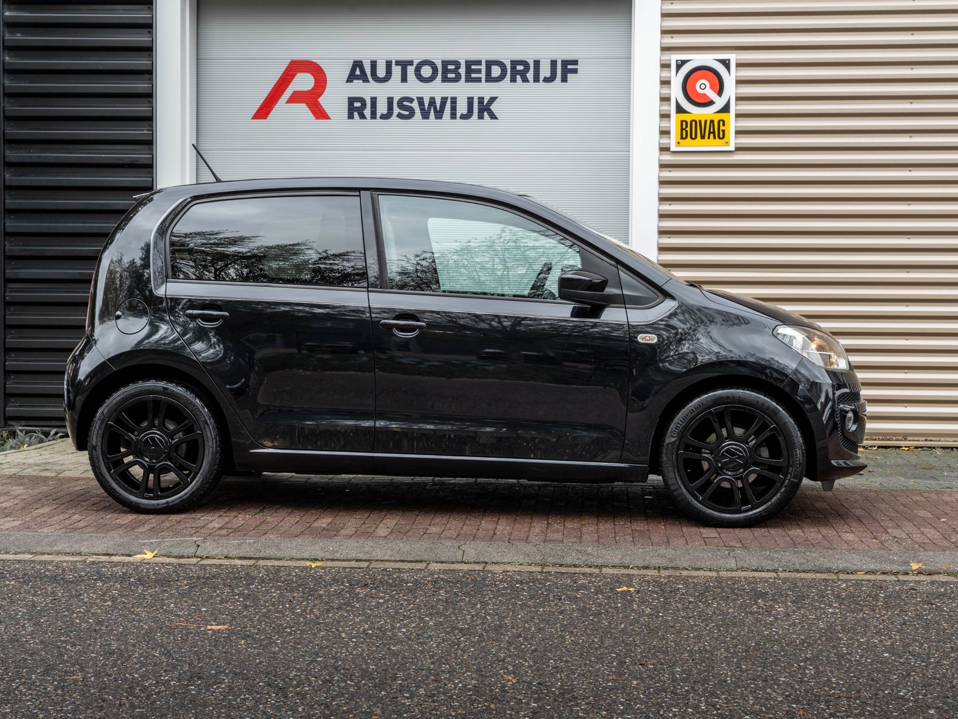 Volkswagen Up! 1.0 high BlueMotion (2016), foto 5