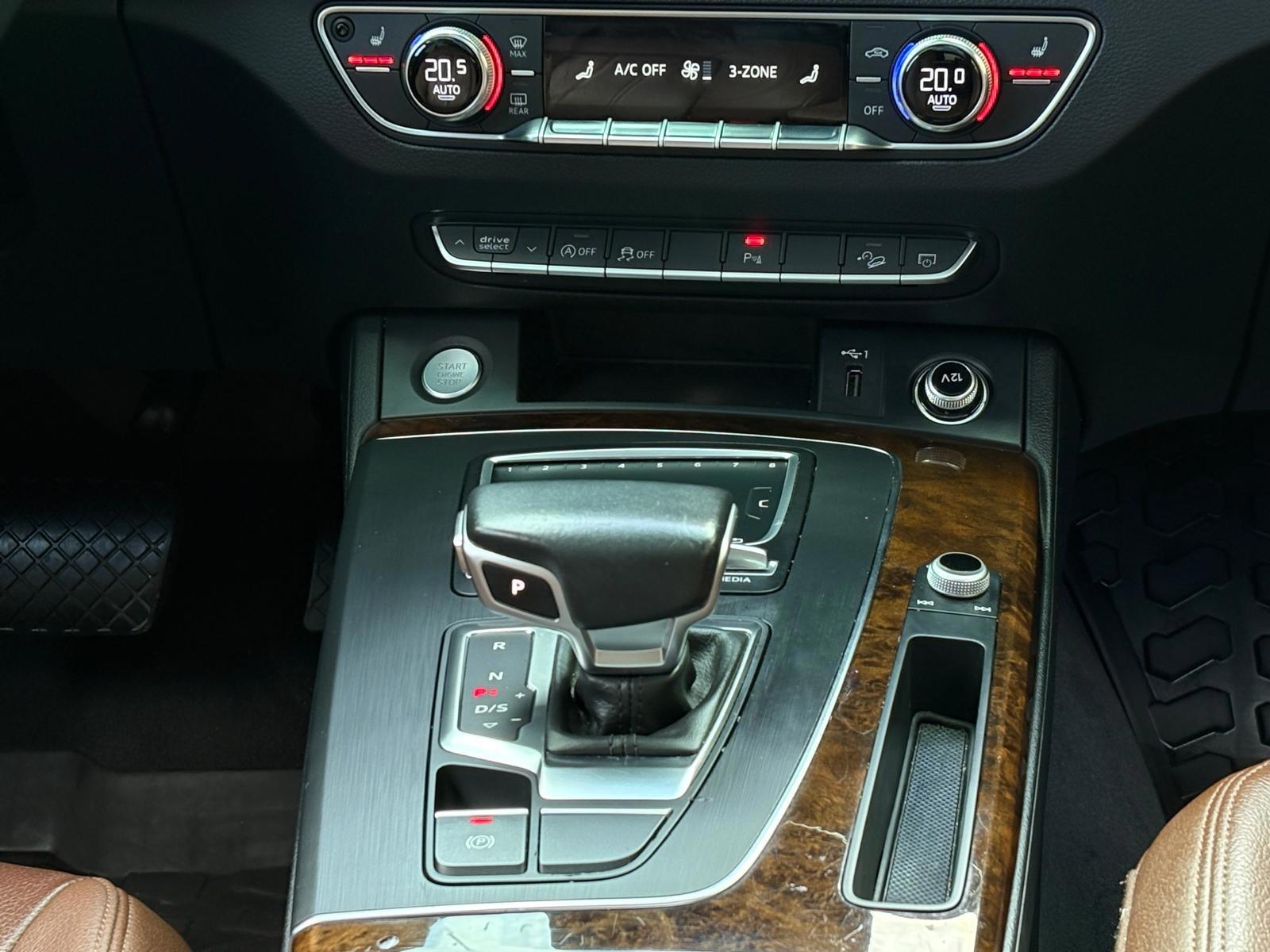 Audi Q5 2.0 TFSI quattro Sport S Line Black Edition (2018), foto 18