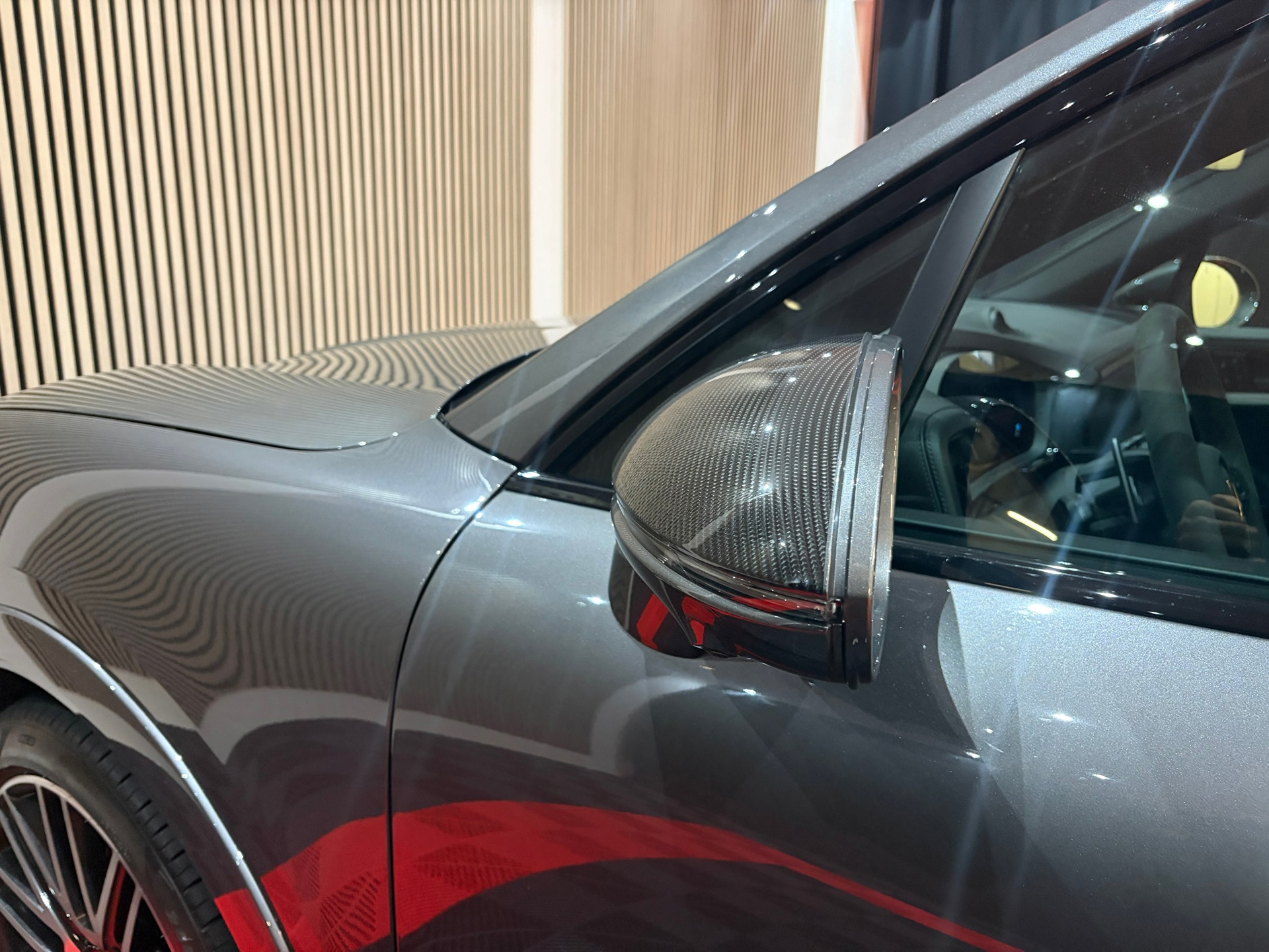 Porsche Cayenne E-hybrid Sport Chrono (2024), foto 20