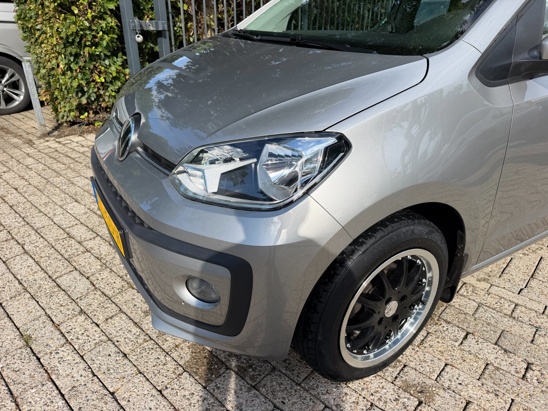 Volkswagen Up! 1.0 high R-Line 5 deurs (2022), foto 102
