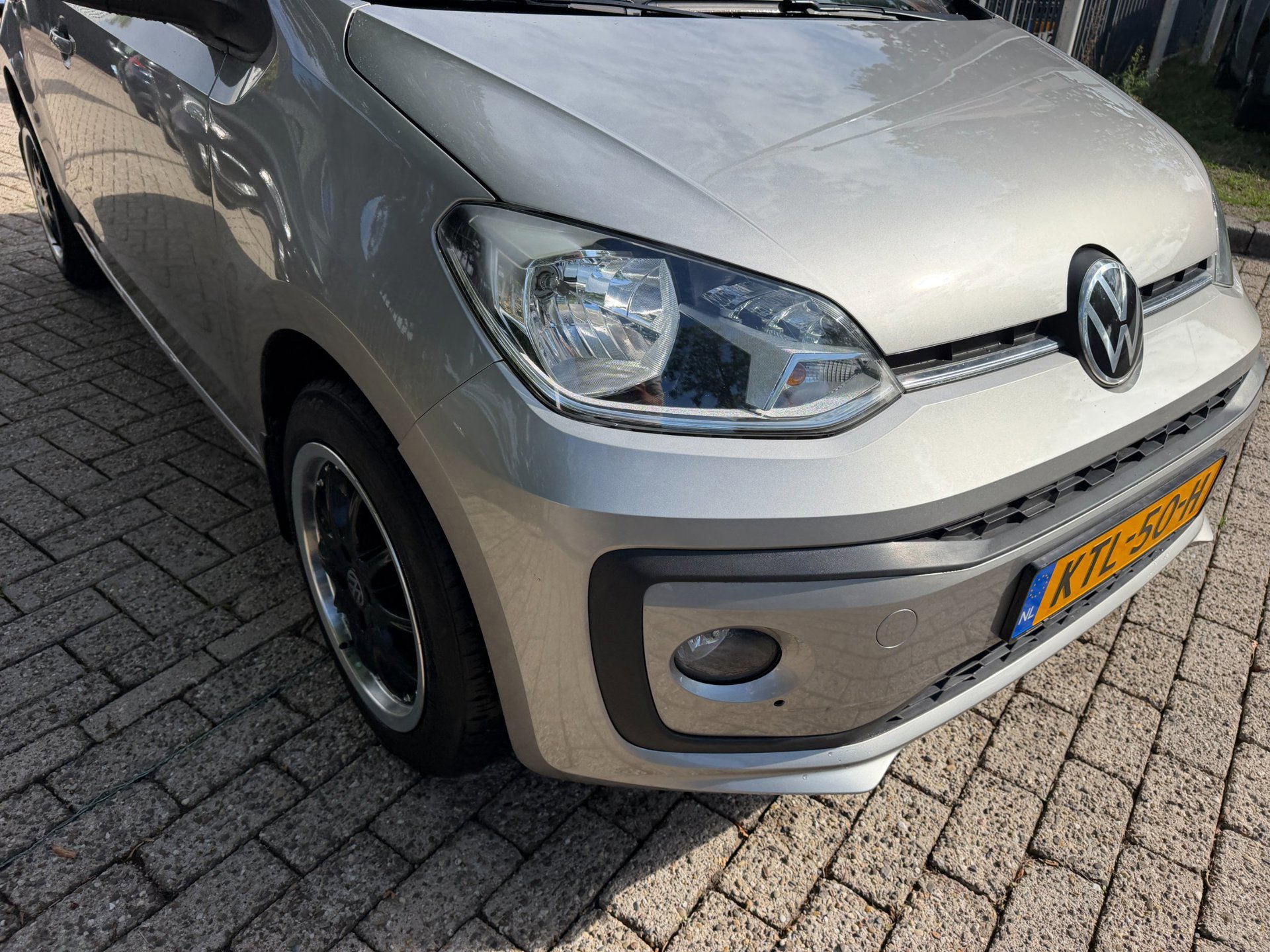 Volkswagen Up! 1.0 high R-Line 5 deurs (2022), foto 107