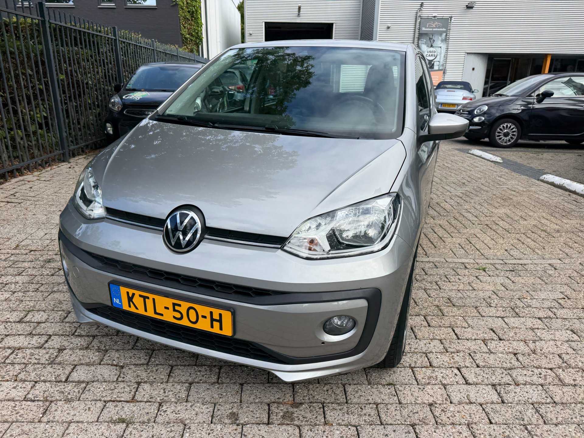 Volkswagen Up! 1.0 high R-Line 5 deurs (2022), foto 5