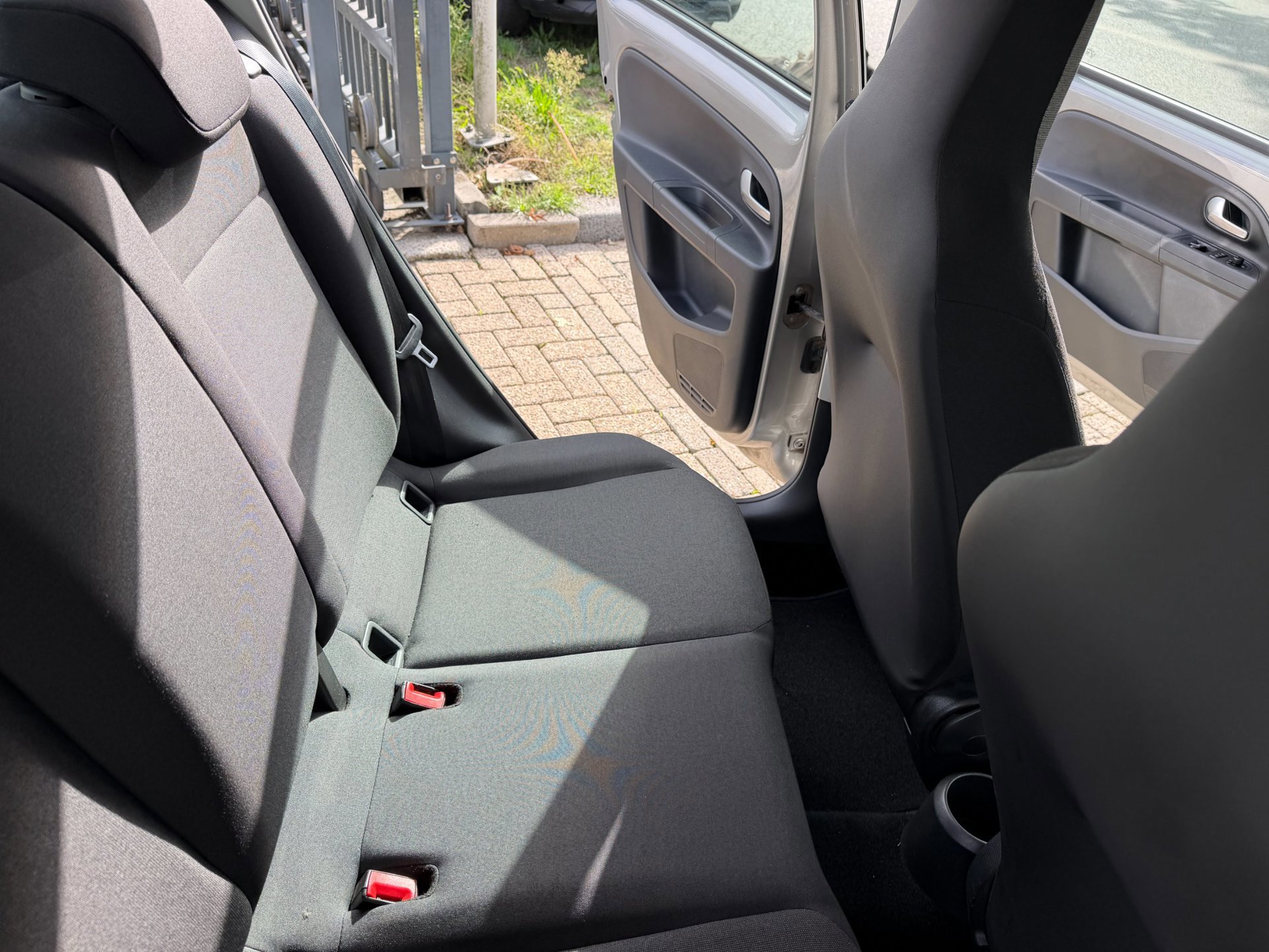 Volkswagen Up! 1.0 high R-Line 5 deurs (2022), foto 48