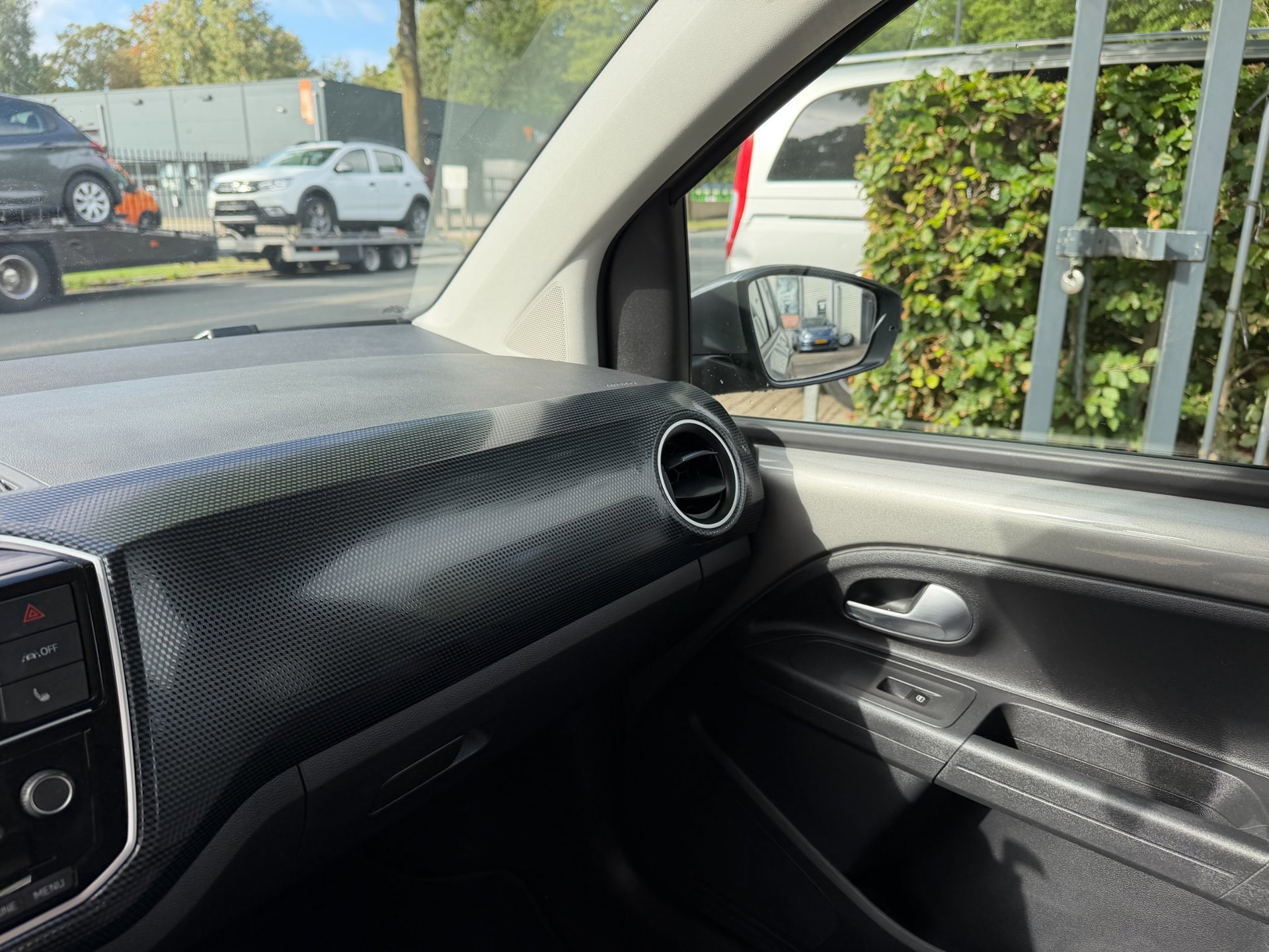 Volkswagen Up! 1.0 high R-Line 5 deurs (2022), foto 63