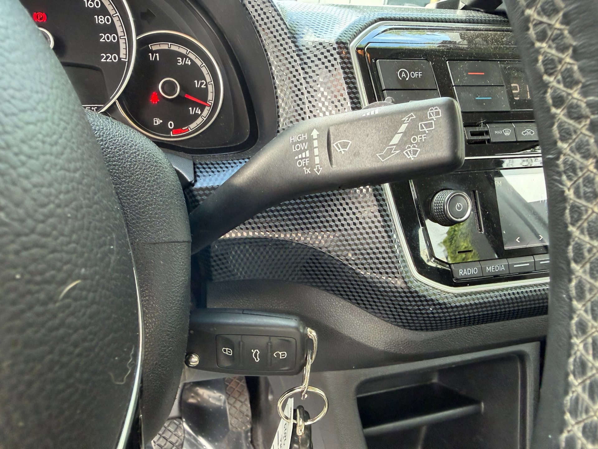Volkswagen Up! 1.0 high R-Line 5 deurs (2022), foto 70