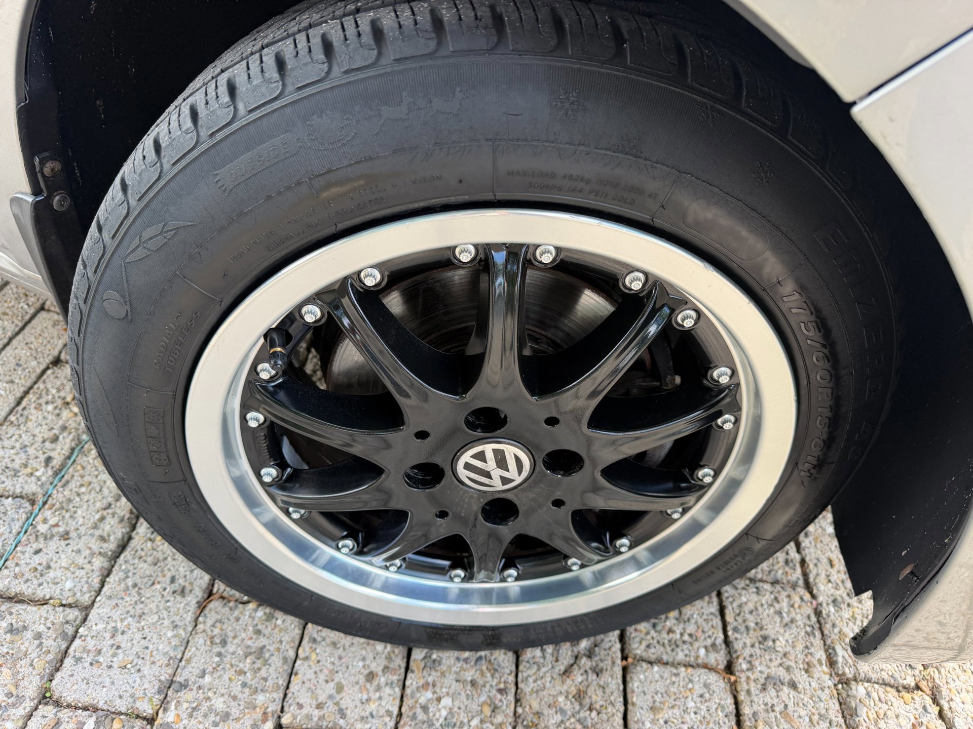 Volkswagen Up! 1.0 high R-Line 5 deurs (2022), foto 88