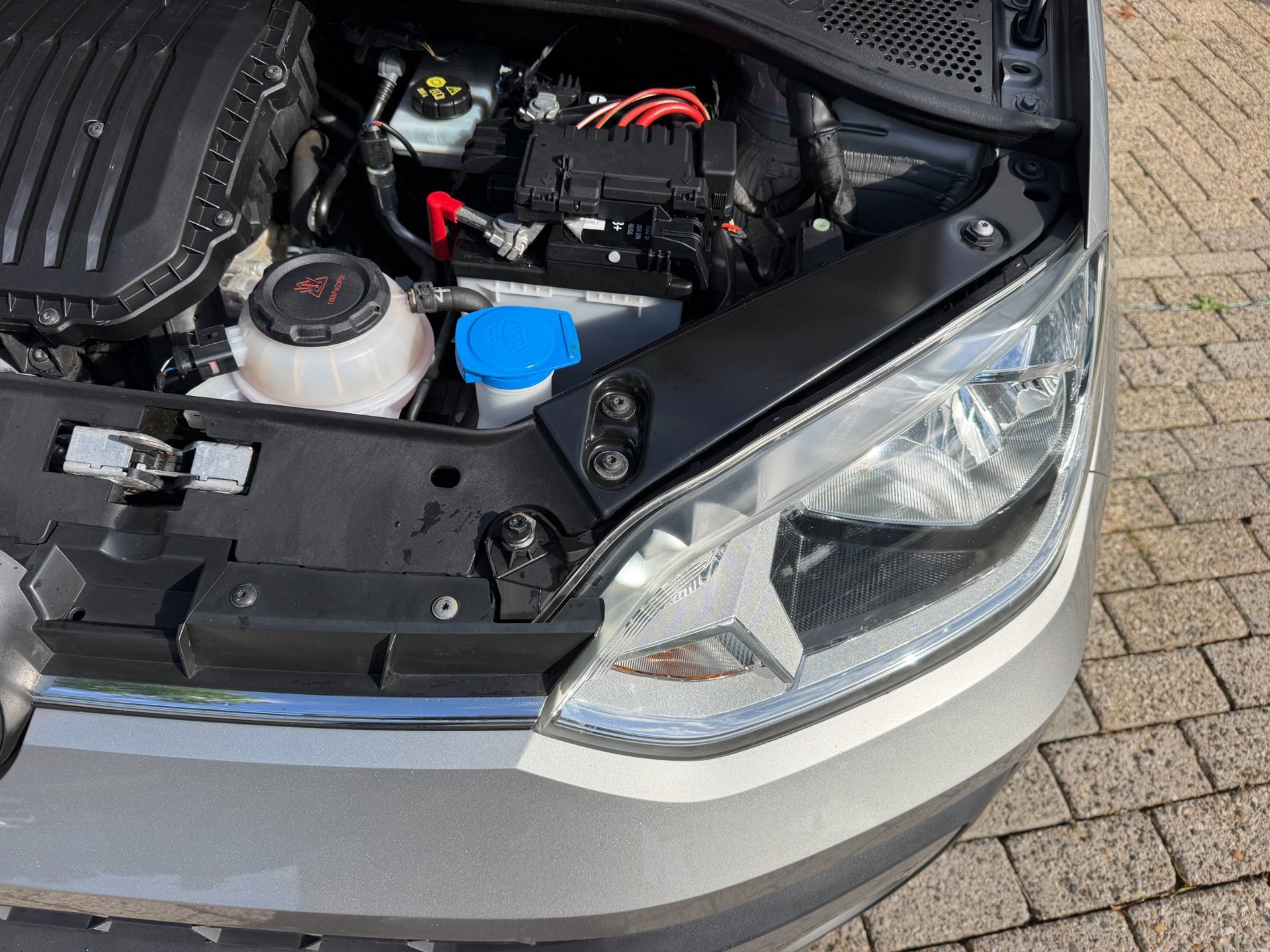 Volkswagen Up! 1.0 high R-Line 5 deurs (2022), foto 99