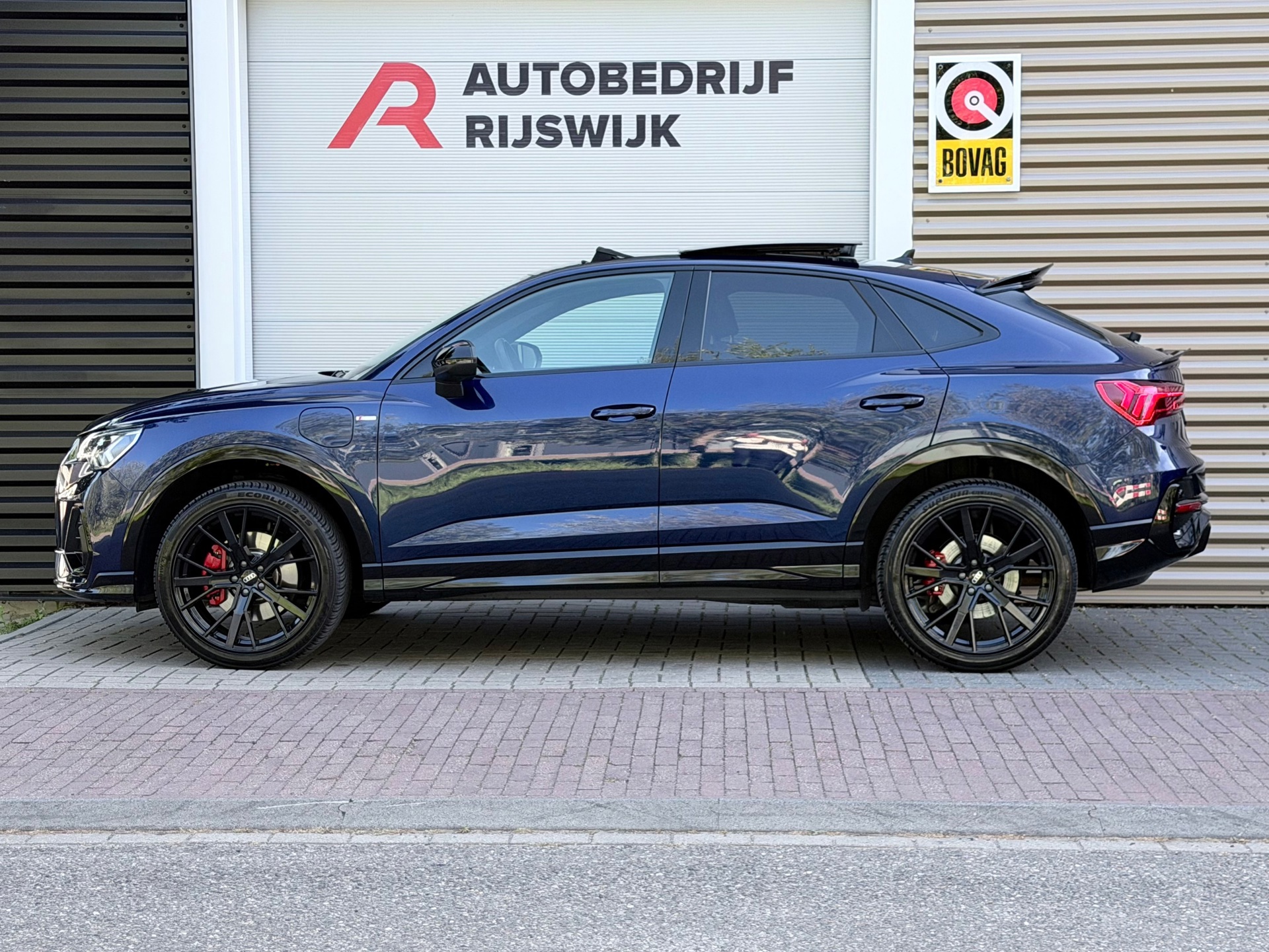 Audi Q3 Sportback 45 TFSI e S Edition (2022), foto 2