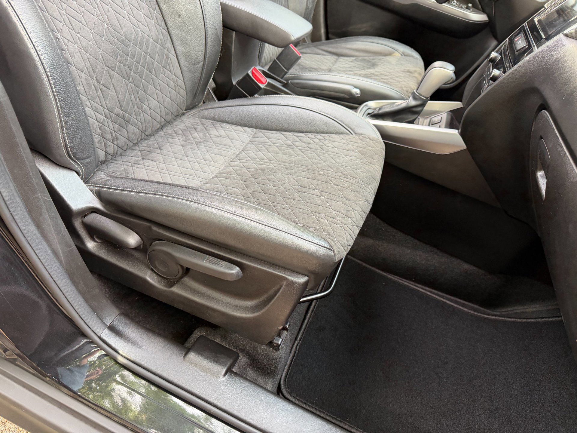 Suzuki Vitara 1.0 Boosterjet Stijl (2019), foto 180