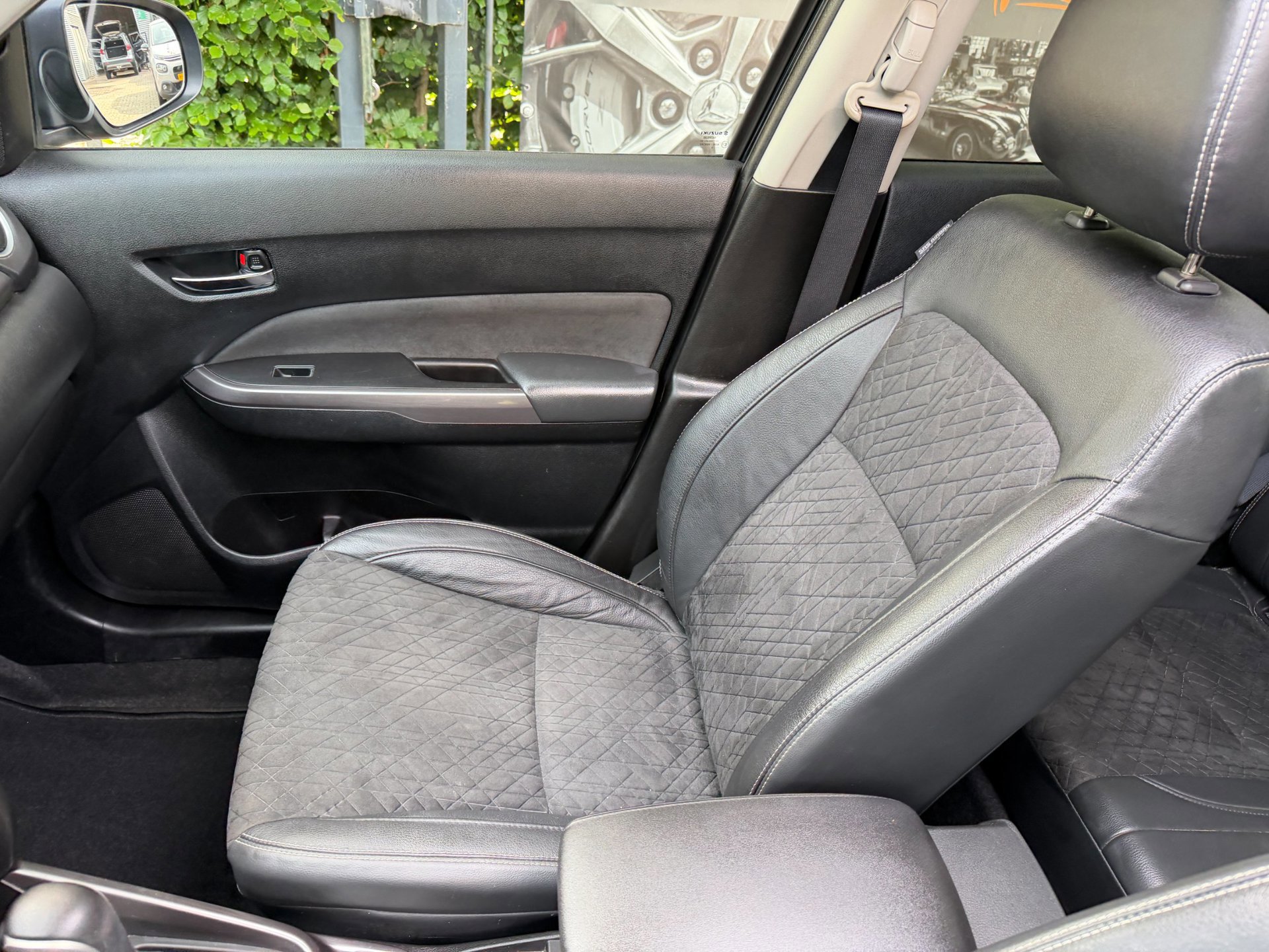 Suzuki Vitara 1.0 Boosterjet Stijl (2019), foto 27
