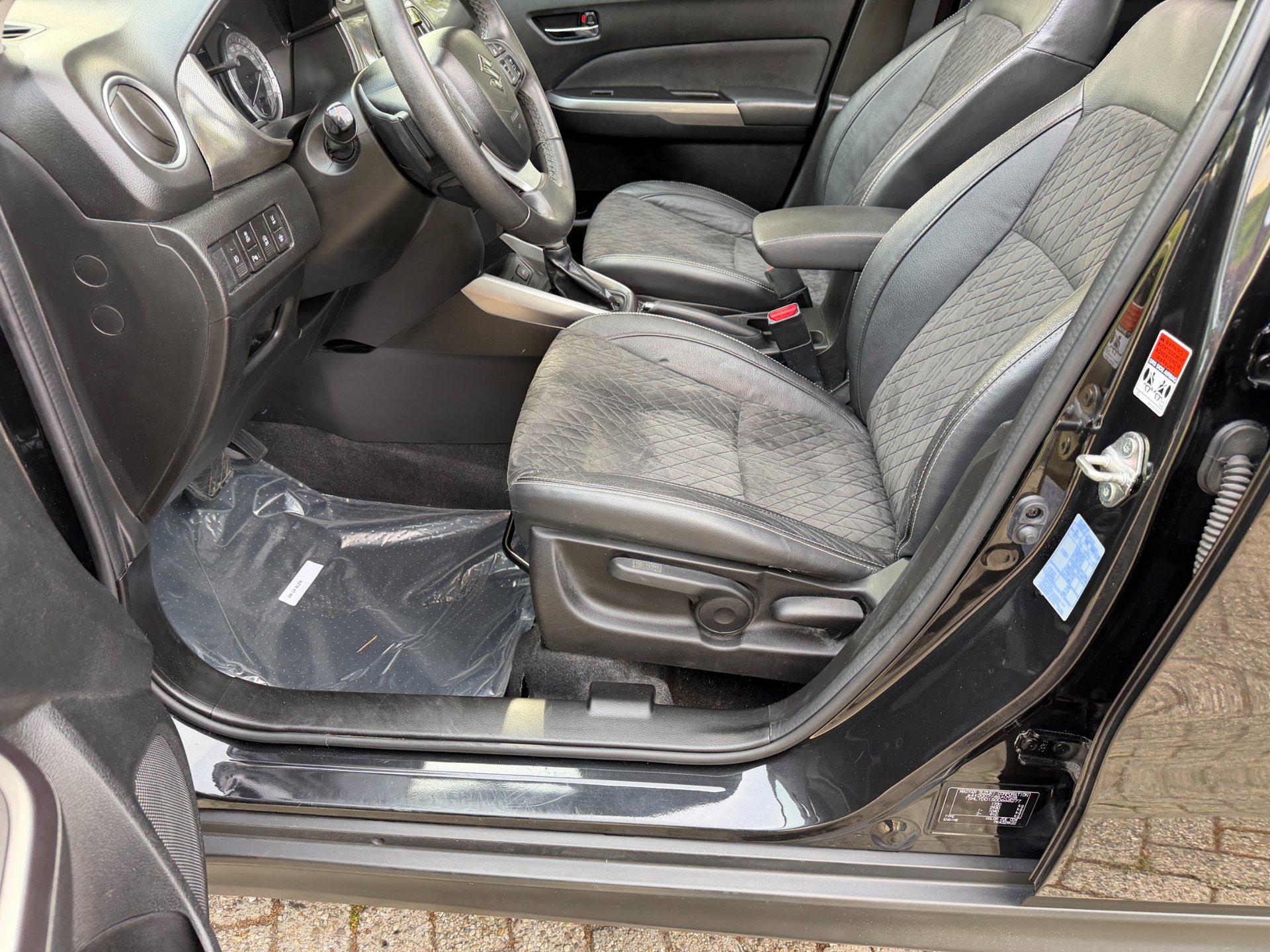 Suzuki Vitara 1.0 Boosterjet Stijl (2019), foto 30