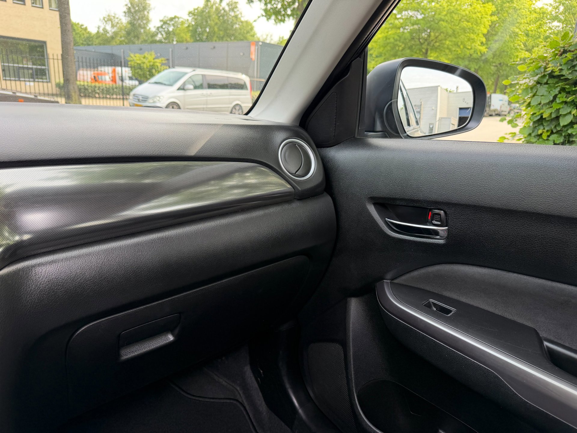 Suzuki Vitara 1.0 Boosterjet Stijl (2019), foto 69