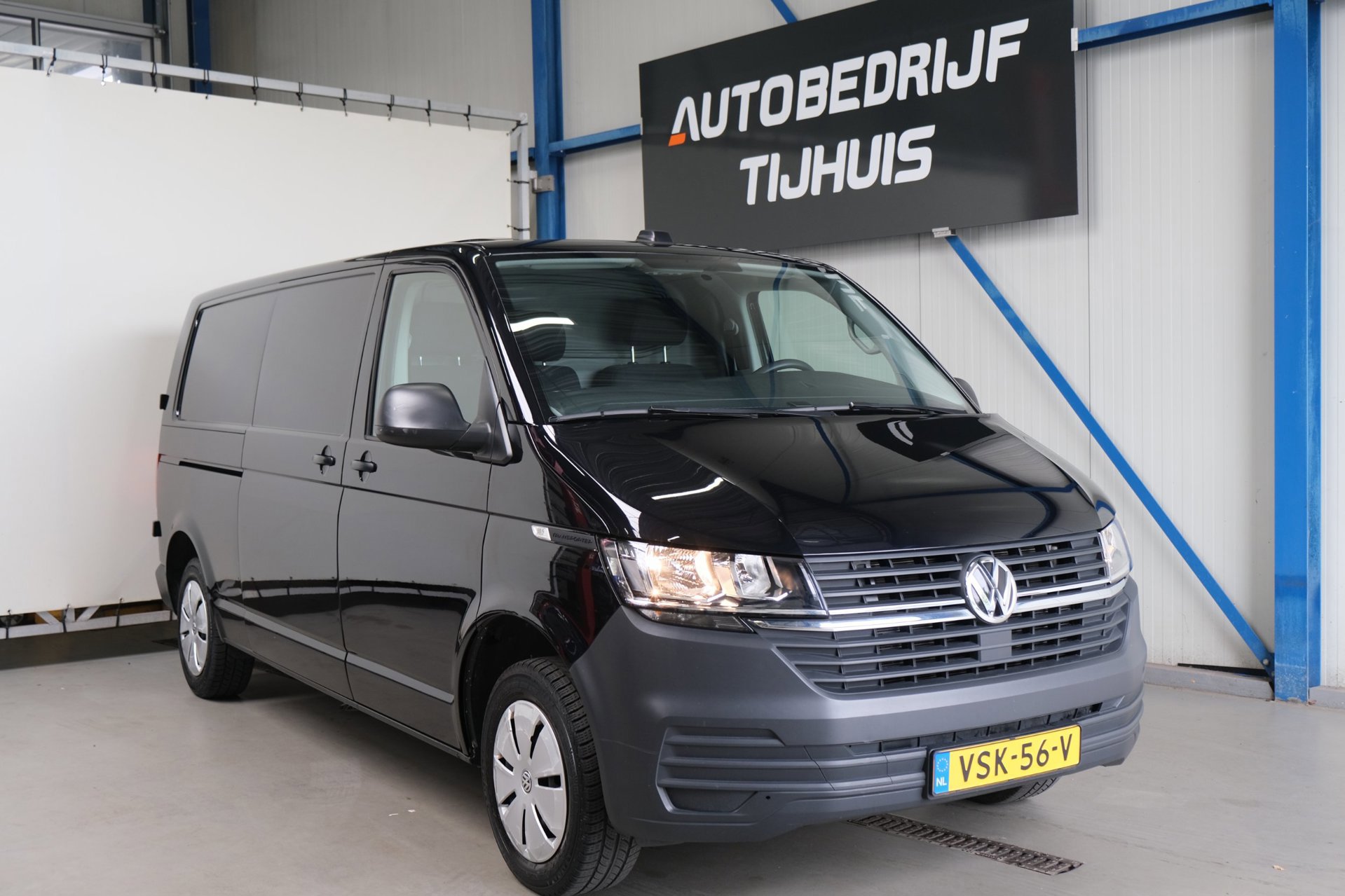 Volkswagen Transporter 2.0 TDI 150PK L2H1 28 Comfortline (2022), foto 1