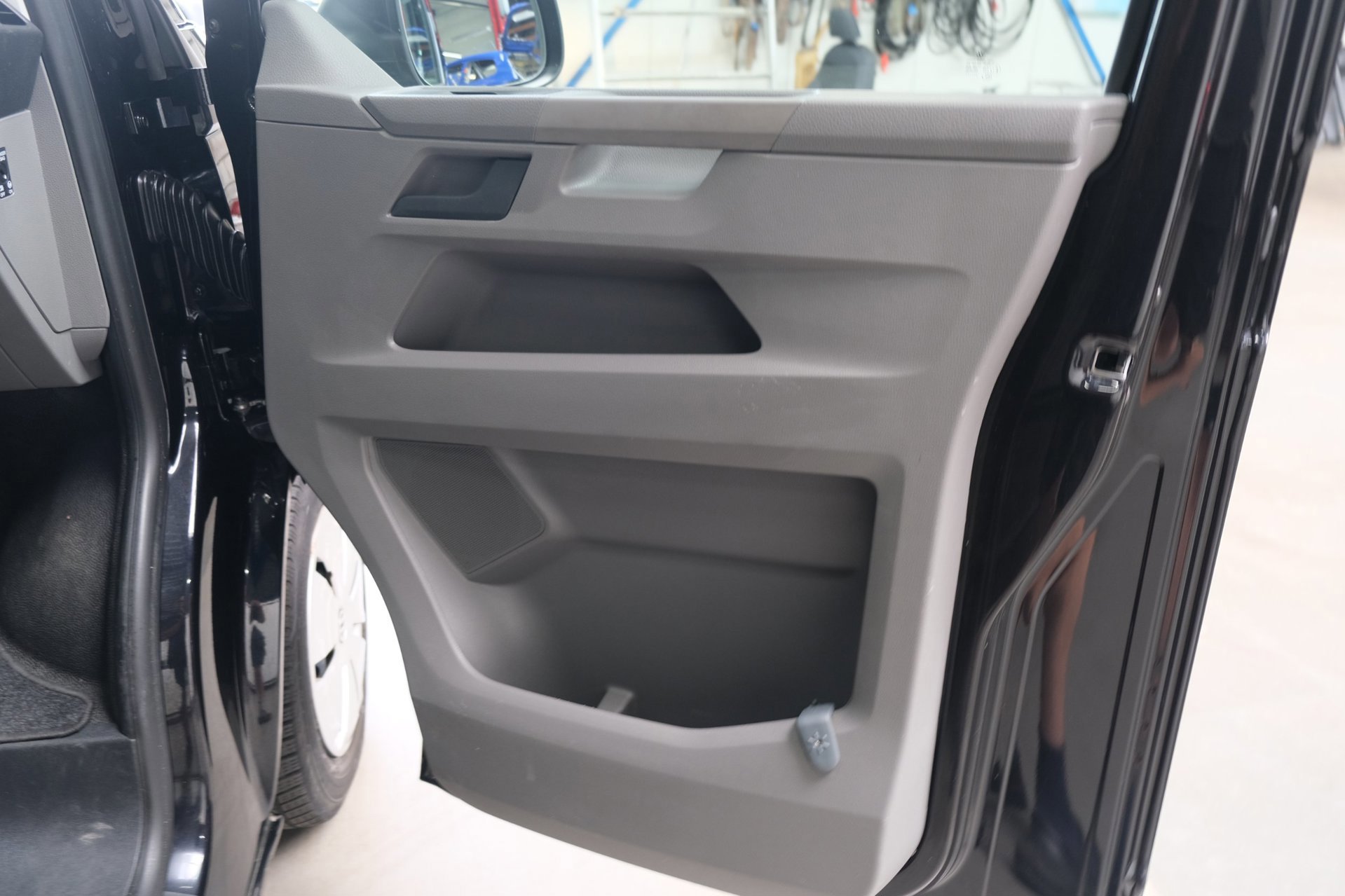 Volkswagen Transporter 2.0 TDI 150PK L2H1 28 Comfortline (2022), foto 6