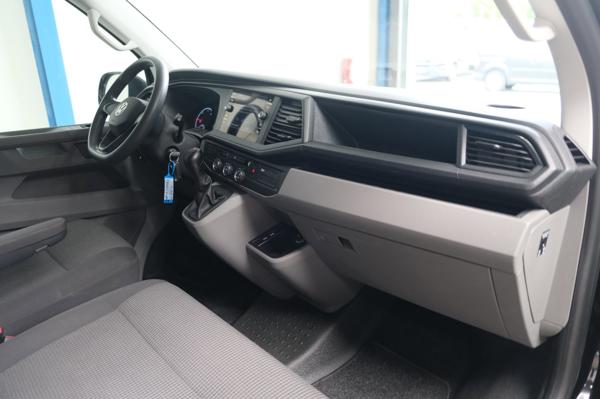 Volkswagen Transporter 2.0 TDI 150PK L2H1 28 Comfortline (2022), foto 8