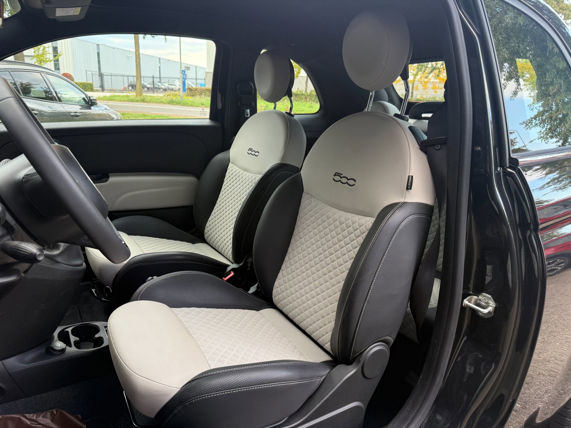 Fiat 500 C 1.0 Hybrid Dolcevita (2022), foto 10