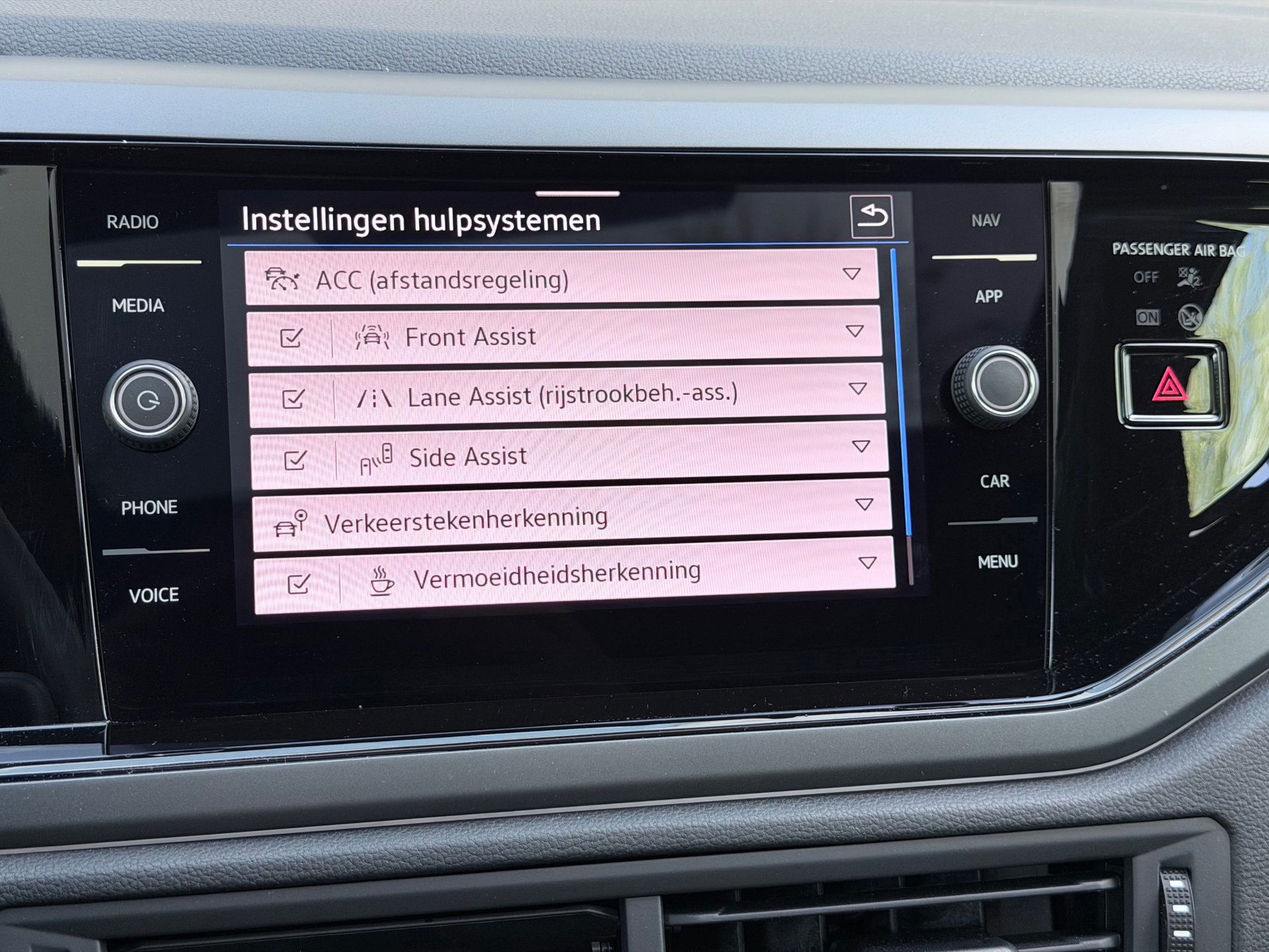 Volkswagen Taigo 1.5 TSI R-Line (2022), foto 17