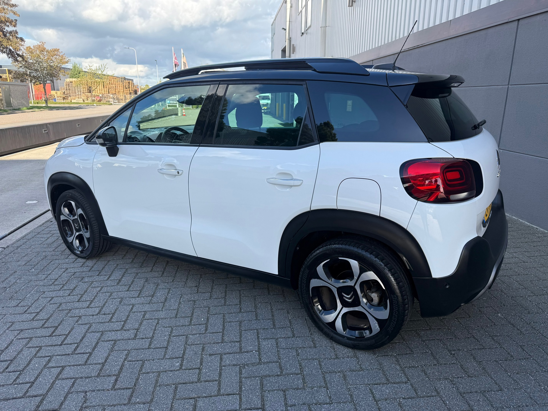 Citroen C3 Aircross 1.2 PureTech S&S Shine (2019), foto 8