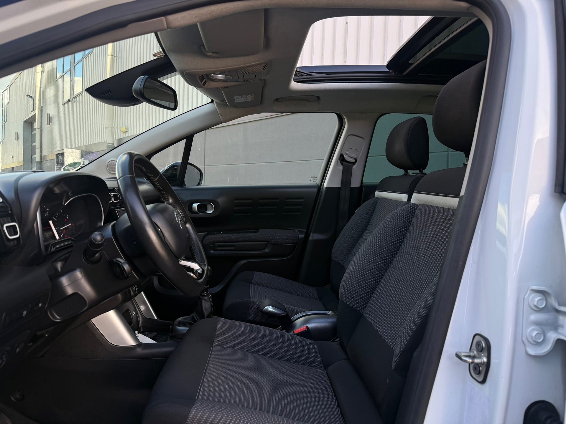 Citroen C3 Aircross 1.2 PureTech S&S Shine (2019), foto 10