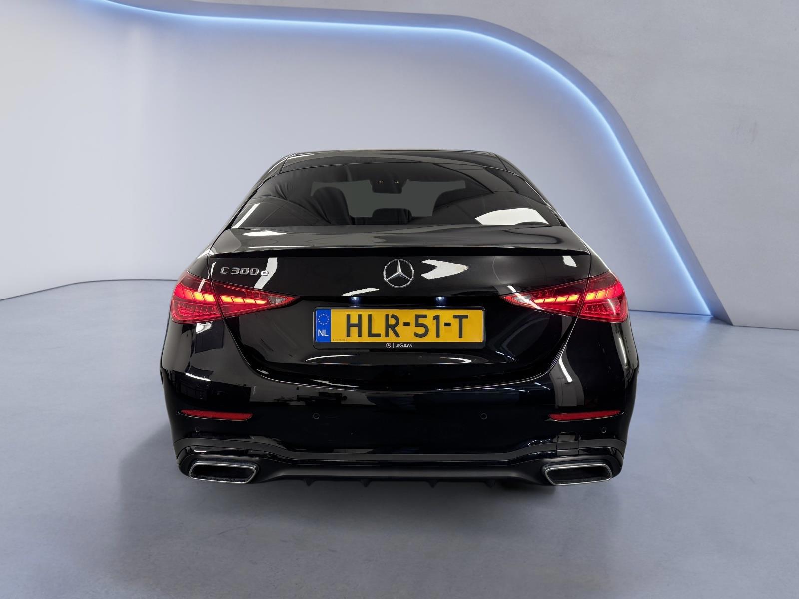 Mercedes-Benz C-klasse 300 e AMG Line (2022), foto 6