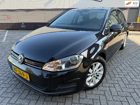 Volkswagen Golf 1.0 TSI Connected Series (2016)