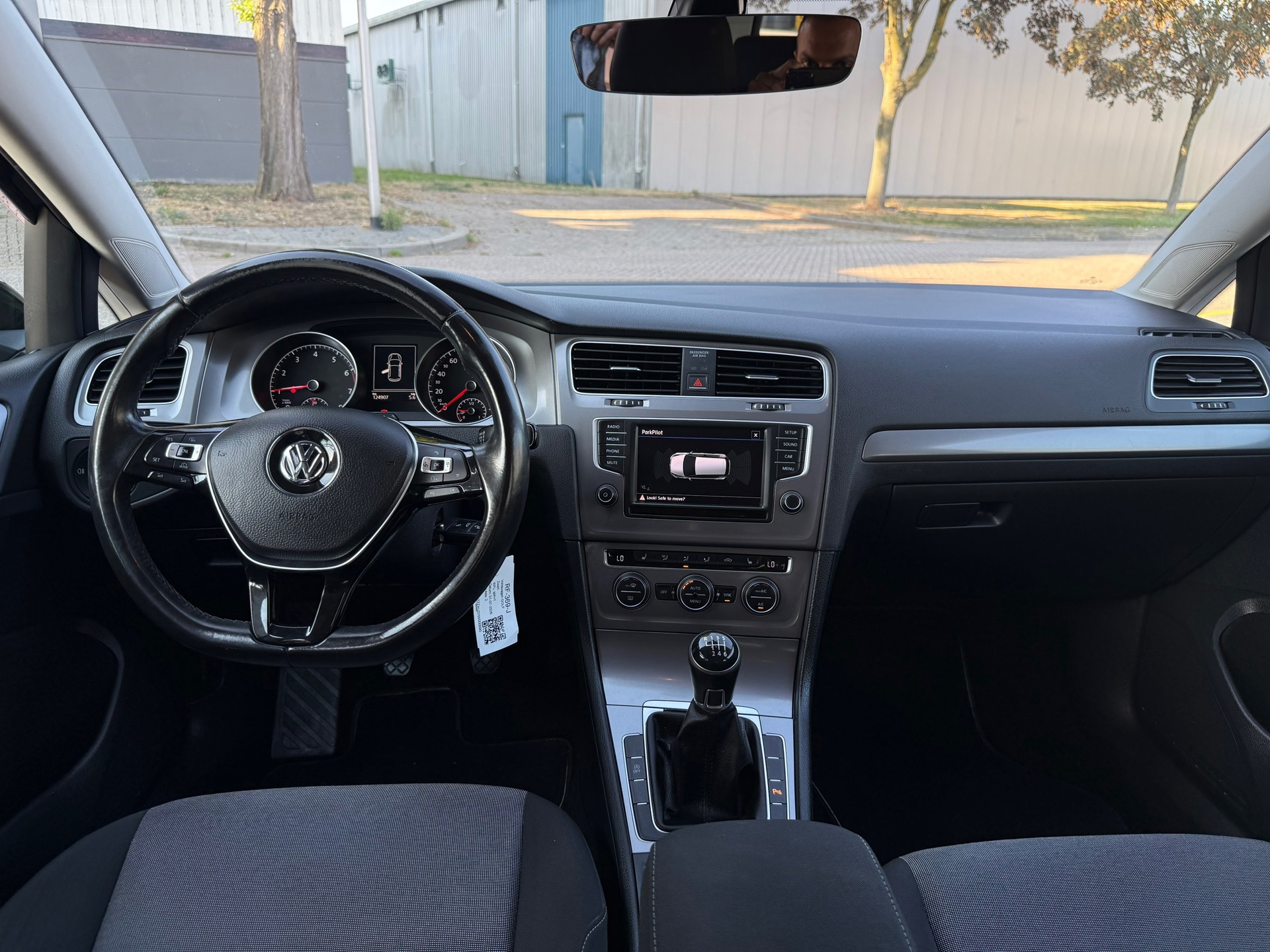 Volkswagen Golf 1.0 TSI Connected Series (2016), foto 23