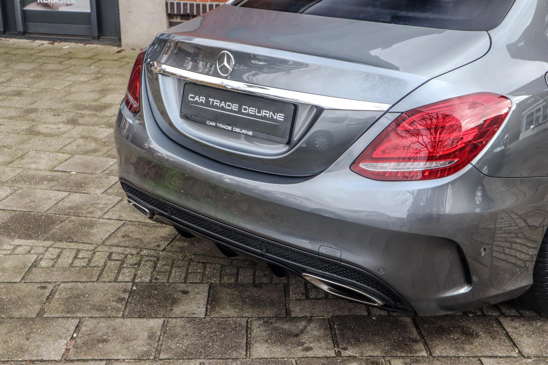 Mercedes-Benz C-klasse 250 AMG Night (2017), foto 8
