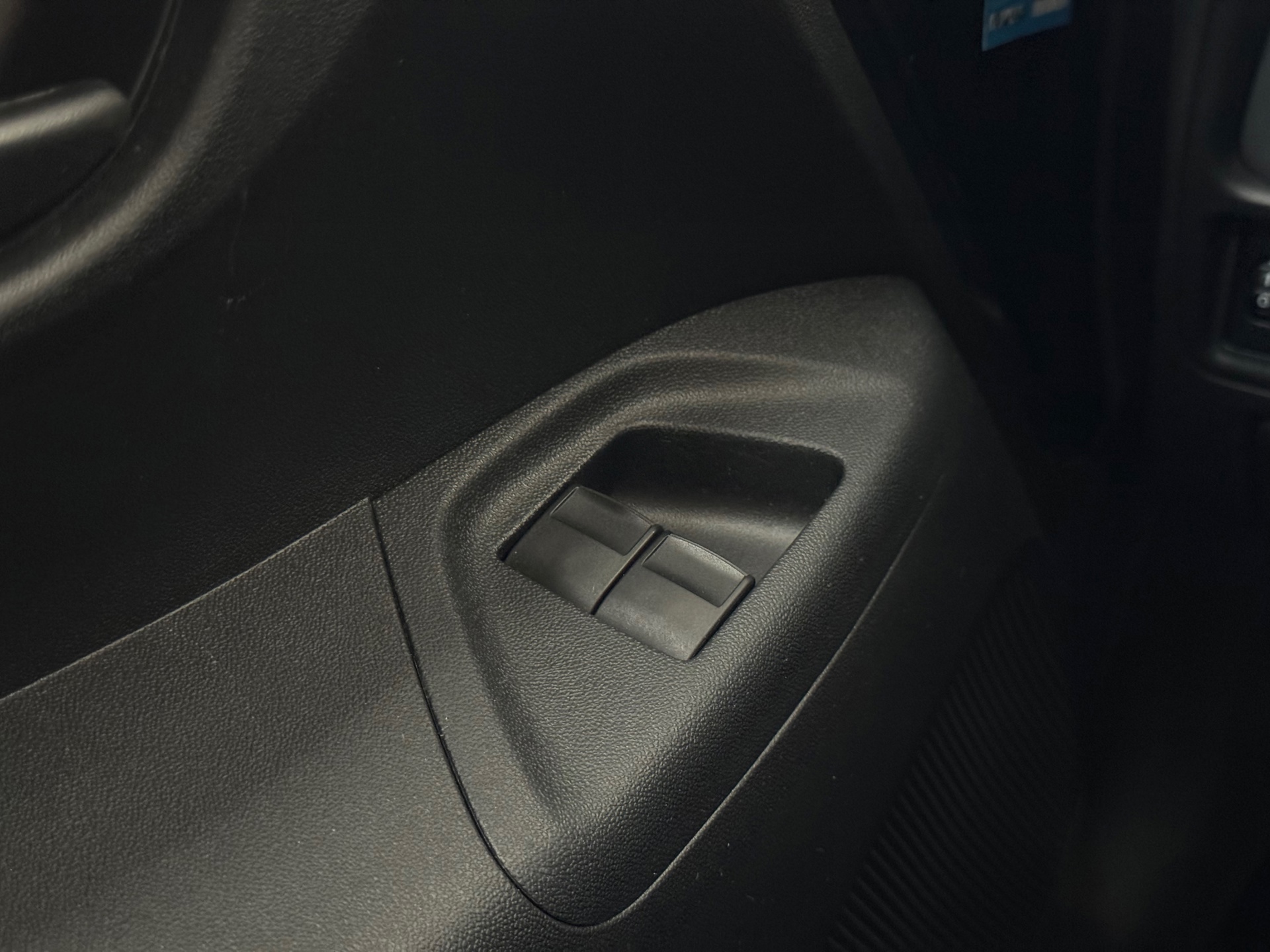 Peugeot 108 1.0 e-VTi Active (2016), foto 18