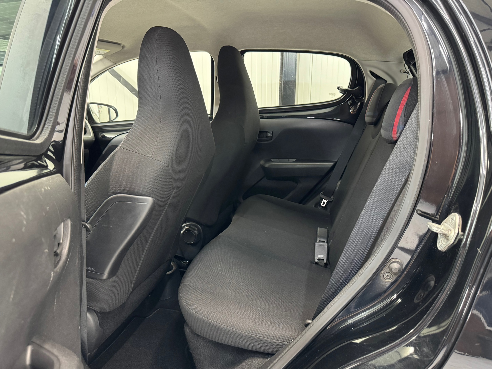 Peugeot 108 1.0 e-VTi Active (2016), foto 22
