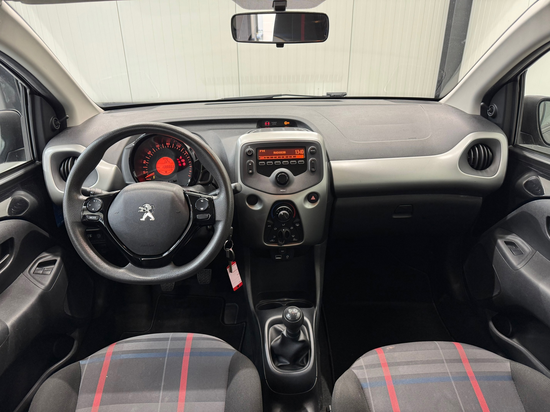 Peugeot 108 1.0 e-VTi Active (2016), foto 5